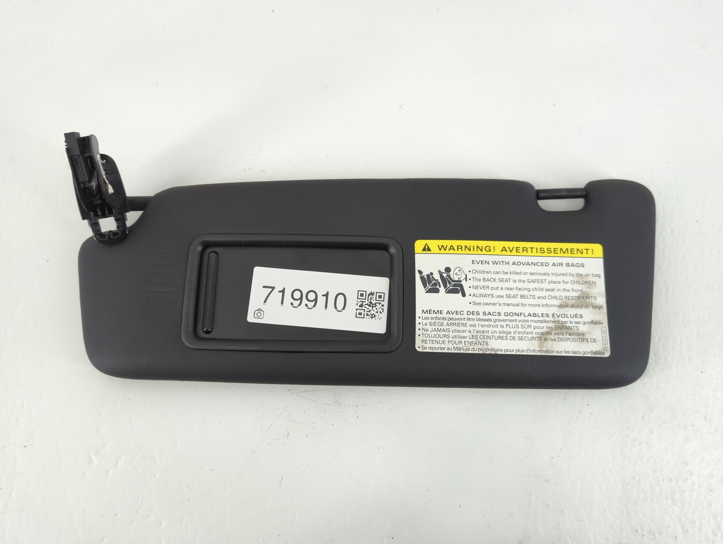 2013-2014 Audi Q5 Sun Visor Shade Replacement Driver Left Mirror Fits Fits 2013 2014 2015 2016 OEM Used Auto Parts - Oemused