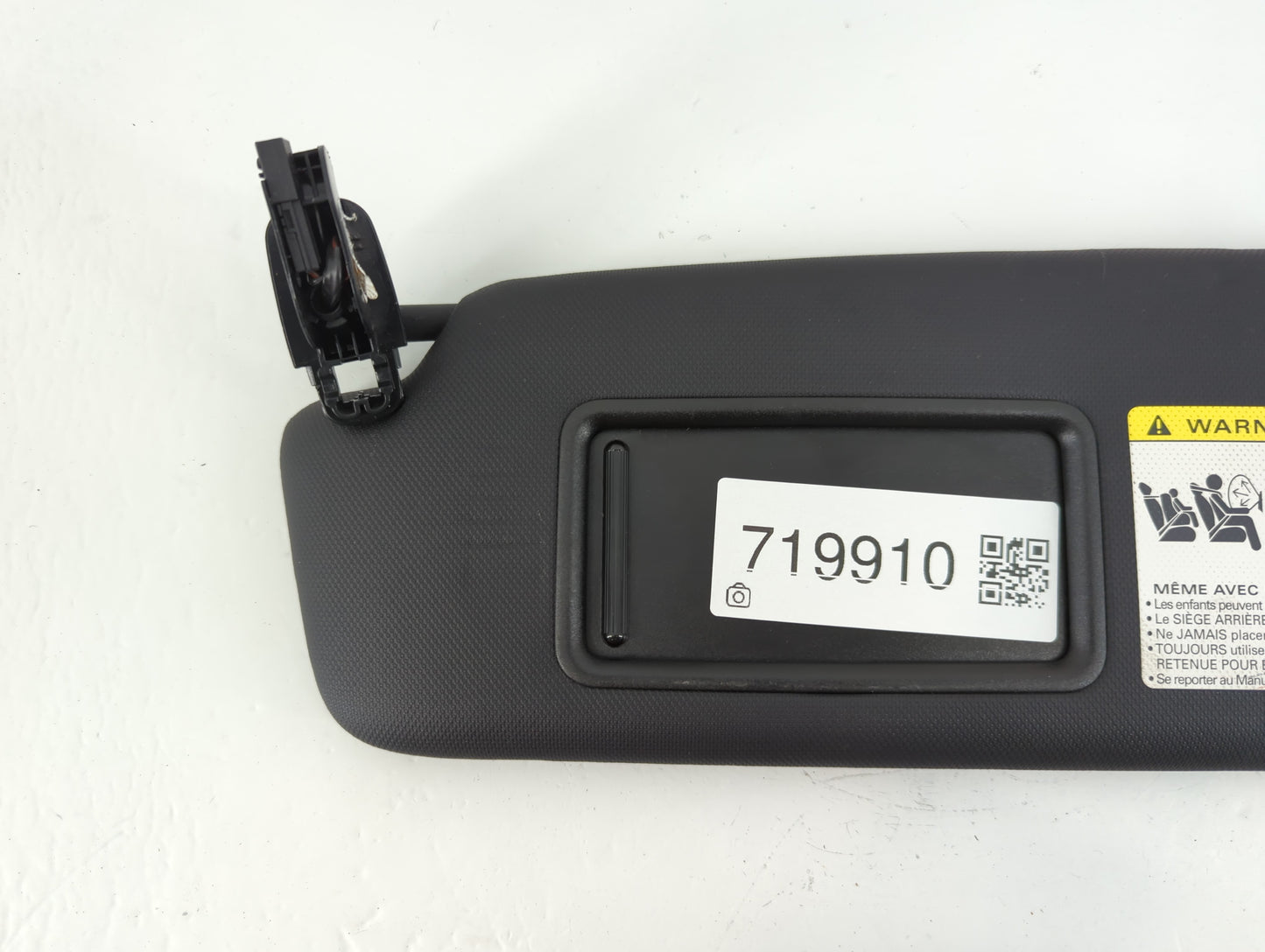 2013-2014 Audi Q5 Sun Visor Shade Replacement Driver Left Mirror Fits Fits 2013 2014 2015 2016 OEM Used Auto Parts - Oemused