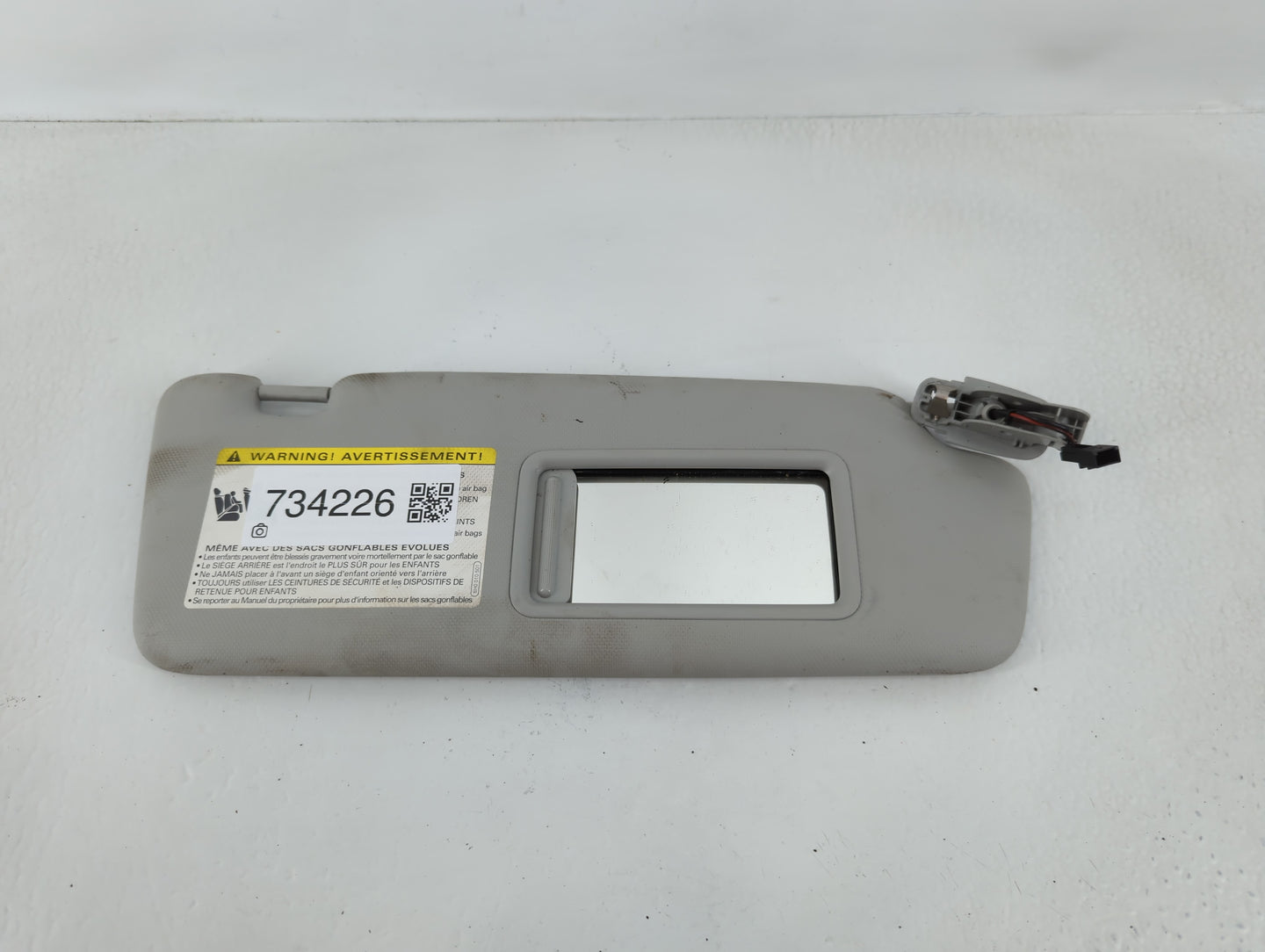 2013-2014 Audi Q5 Sun Visor Shade Replacement Passenger Right Mirror Fits Fits 2013 2014 2015 2016 OEM Used Auto Parts - Oem