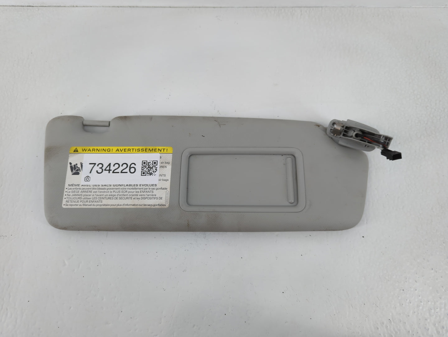 2013-2014 Audi Q5 Sun Visor Shade Replacement Passenger Right Mirror Fits Fits 2013 2014 2015 2016 OEM Used Auto Parts - Oem