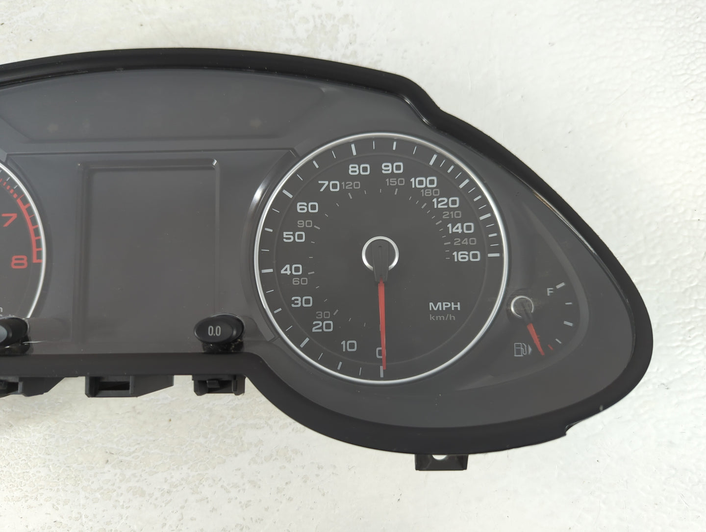 2013 Audi Q5 Instrument Cluster Speedometer Gauges P/N:8R0 920 980 T Fits OEM Used Auto Parts - Oemusedautoparts1.com