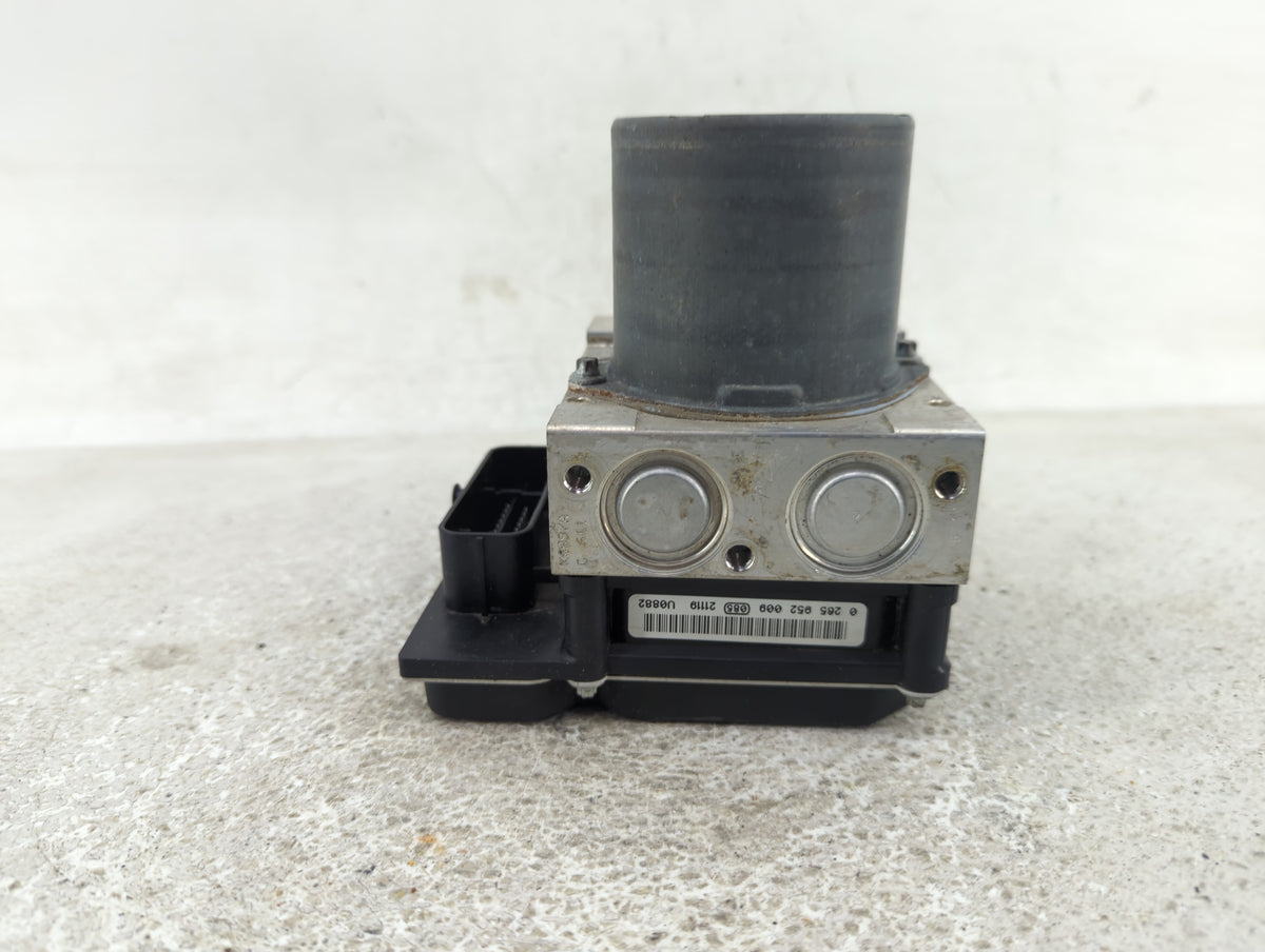 2013 Audi Q5 ABS Pump Control Module Replacement P/N:0 265 239 317 8R0 614 517 CF, 0 265 952 009 Fits OEM Used Auto Parts - 
