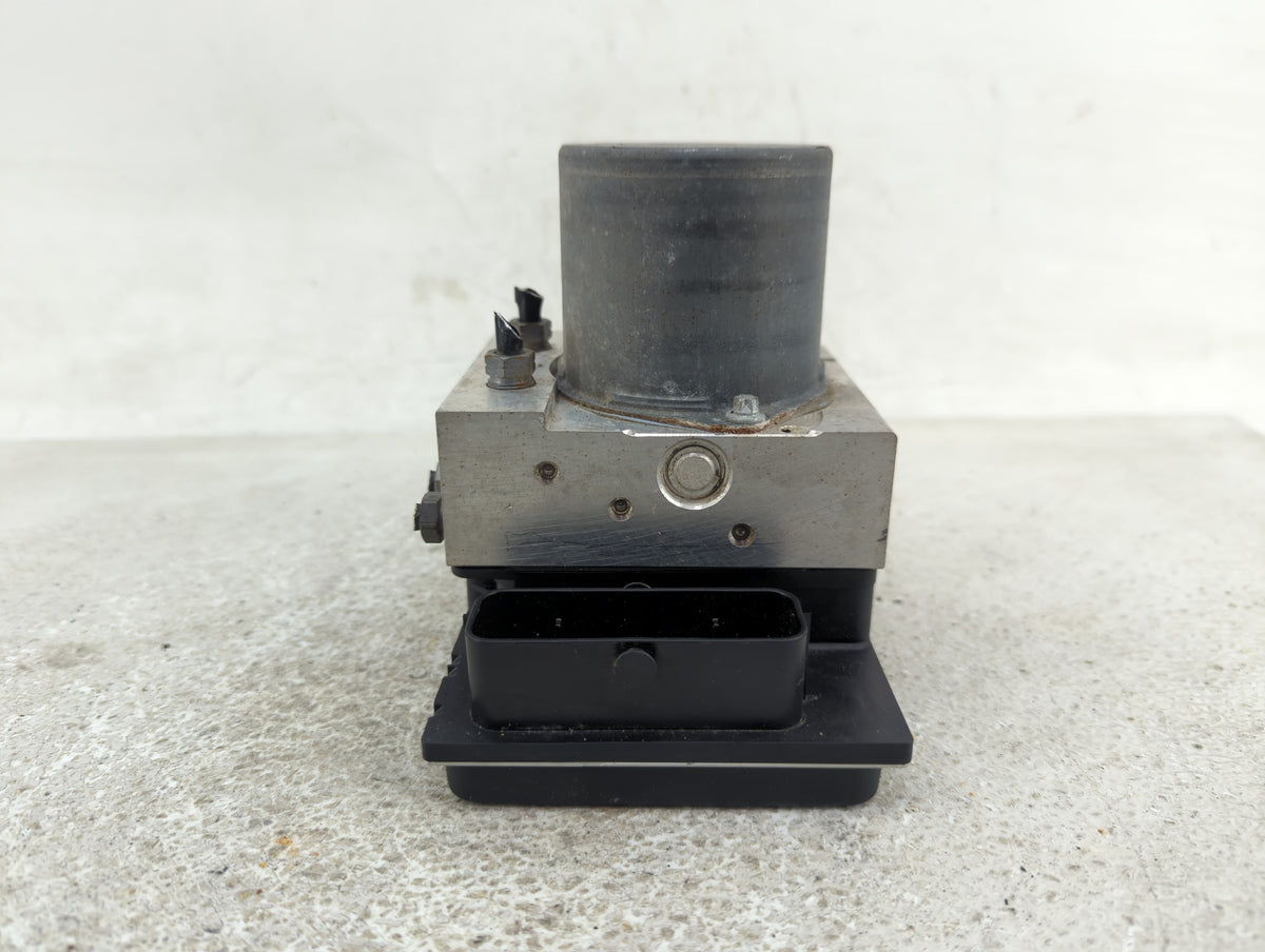 2013 Audi Q5 Anti-Lock Brake ABS Pump Module Actuator OEM P/N:0 265 239 317 8R0 614 517 CF, 0 265 952 009 Fits OEM Used Auto
