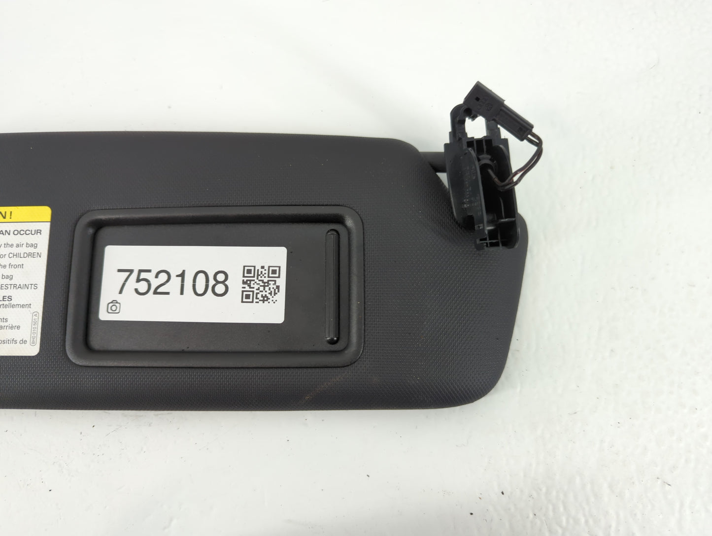 2013-2014 Audi Q5 Sun Visor Shade Replacement Passenger Right Mirror Fits Fits 2013 2014 2015 2016 OEM Used Auto Parts - Oem