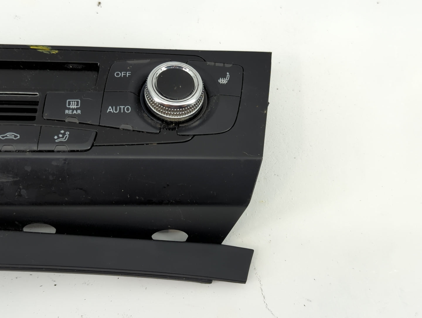 2013 Audi Q5 Climate Control Module Temperature AC/Heater Replacement P/N:A2C37832700 8K1 820 043 T Fits OEM Used Auto Parts