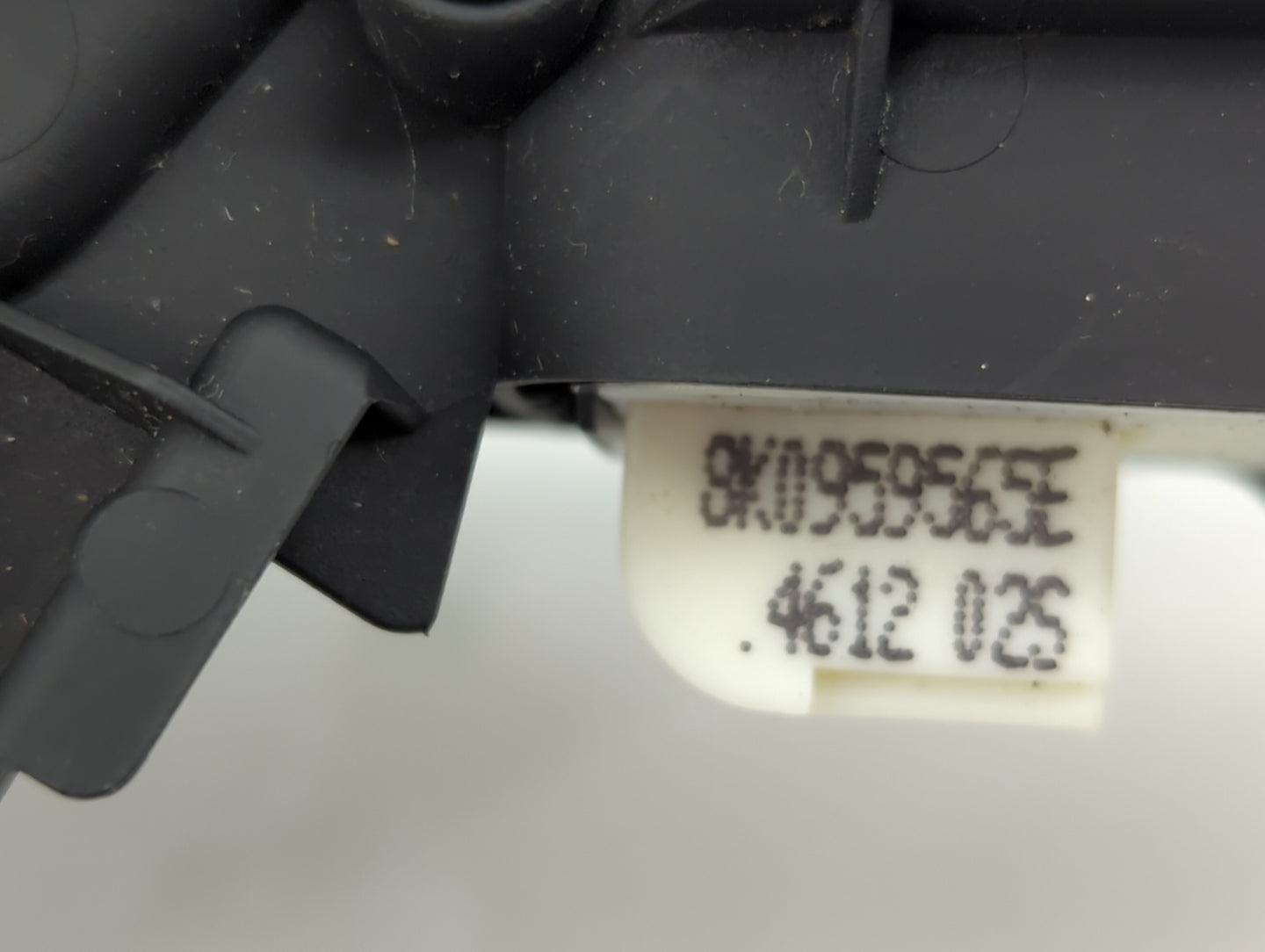 2013 Audi Q5 Master Power Window Switch Replacement Driver Side Left P/N:8K0959565E Fits OEM Used Auto Parts - Oemusedautopa