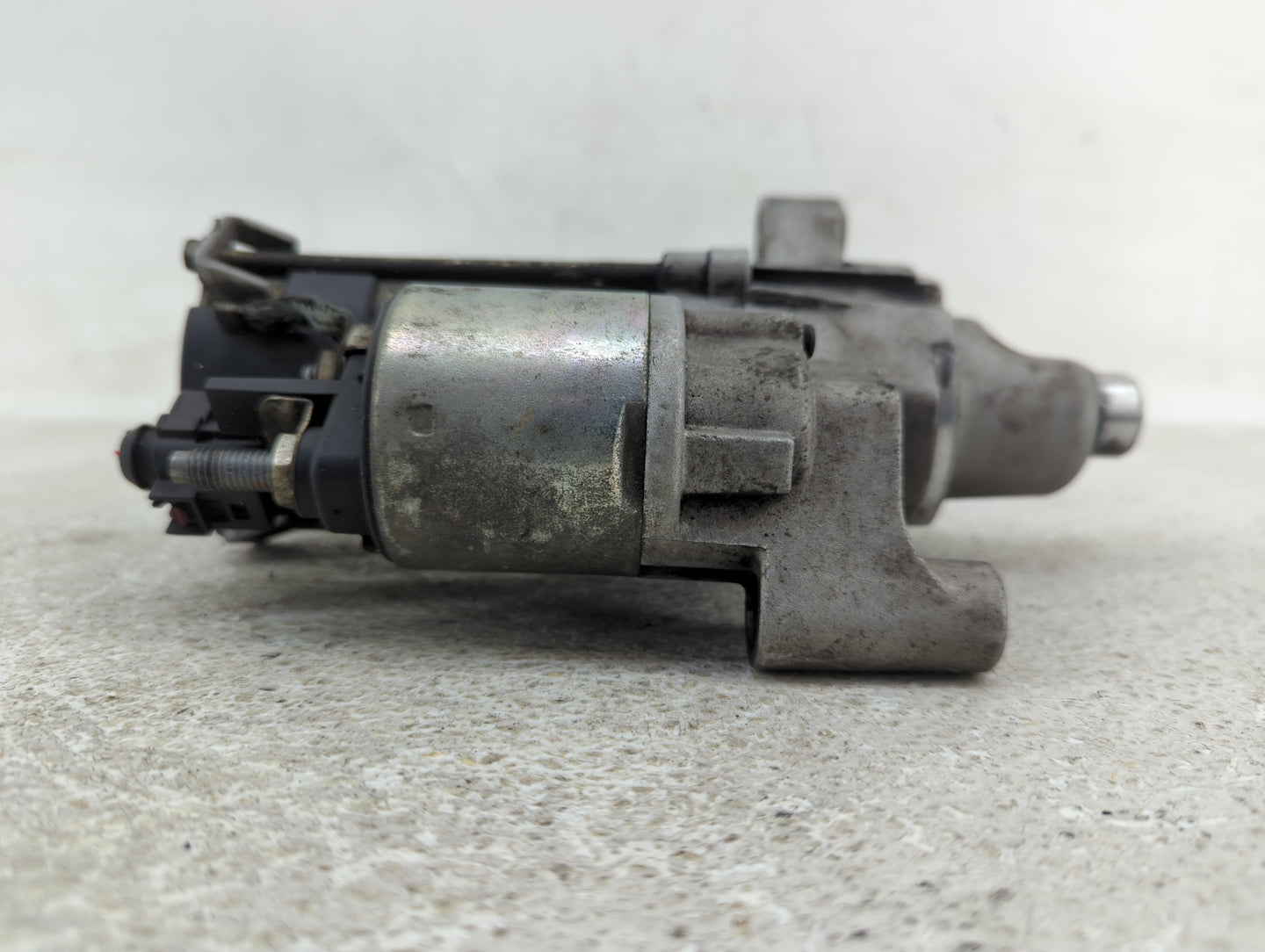 2013-2015 Audi Q7 Car Starter Motor Solenoid OEM Fits Fits 2010 2011 2012 2013 2014 2015 2016 2017 2018 OEM Used Auto Parts 