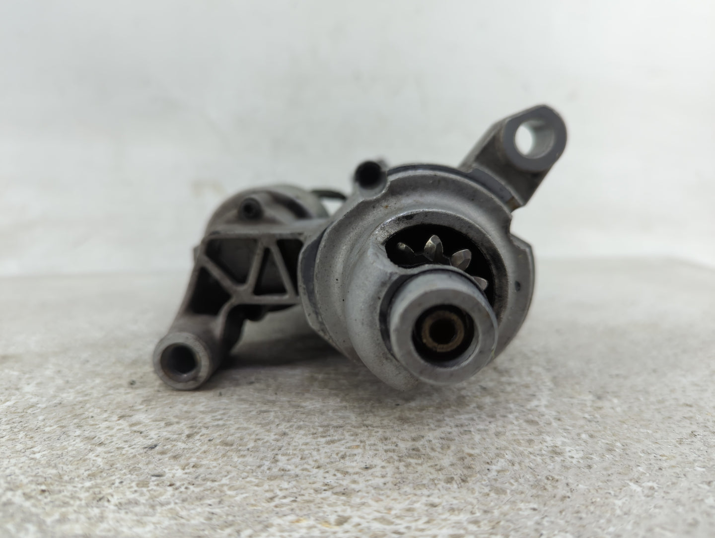 2013-2015 Audi Q7 Car Starter Motor Solenoid OEM Fits Fits 2010 2011 2012 2013 2014 2015 2016 2017 2018 OEM Used Auto Parts 