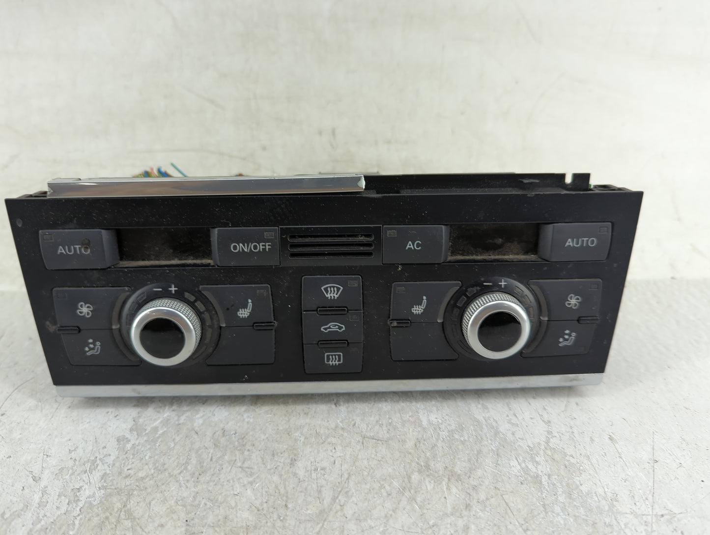 2013-2015 Audi Q7 Climate Control Module Temperature AC/Heater Replacement P/N:4L0820043AH Fits Fits 2013 2014 2015 OEM Used