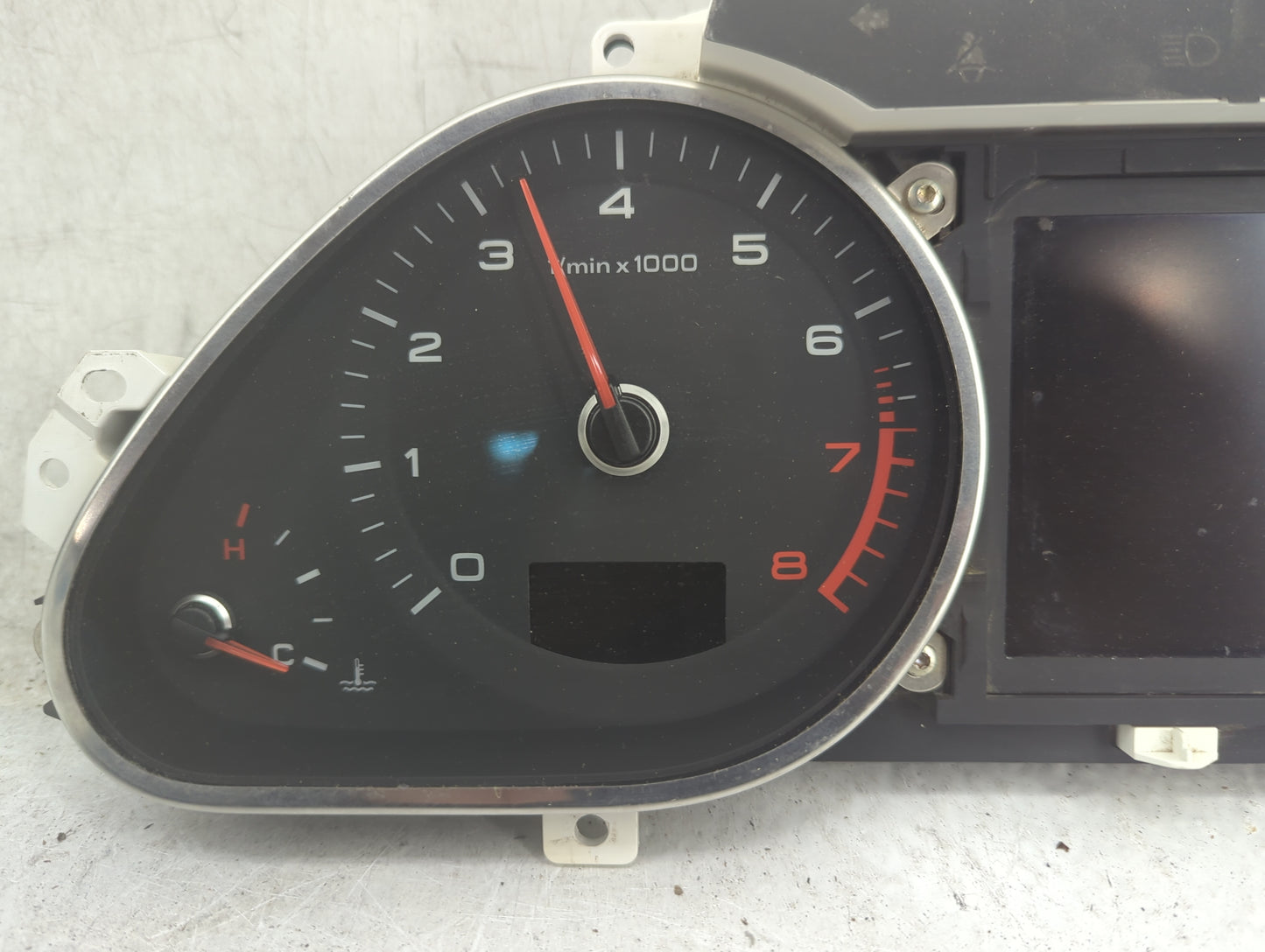 2013-2015 Audi Q7 Instrument Cluster Speedometer Gauges P/N:4L0920985S 503002472102, AUDIVJ350A63E Fits Fits 2013 2014 2015 