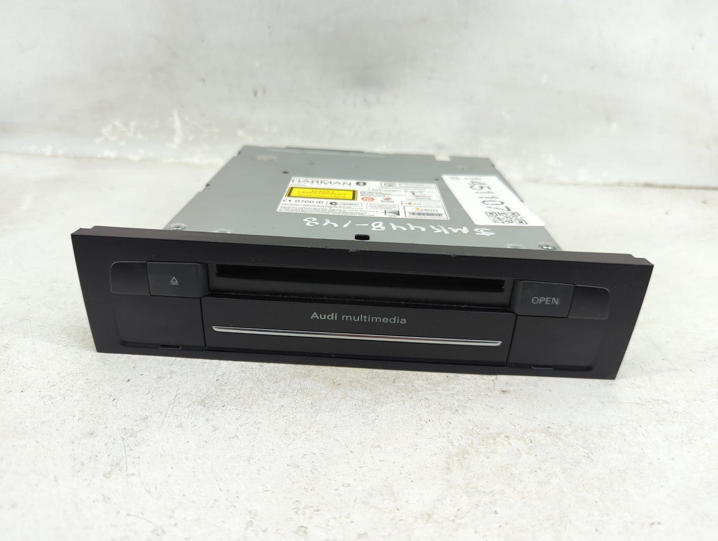 2013-2015 Audi Q7 Radio AM FM Cd Player Receiver Replacement P/N:4L2035746C Fits Fits 2013 2014 2015 OEM Used Auto Parts - O