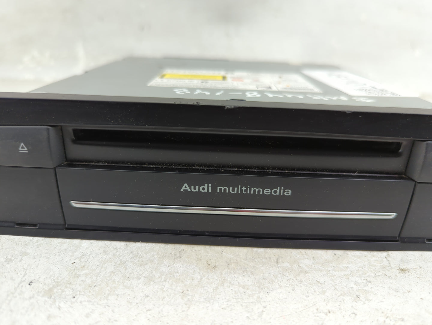 2013-2015 Audi Q7 Radio AM FM Cd Player Receiver Replacement P/N:4L2035746C Fits Fits 2013 2014 2015 OEM Used Auto Parts - O