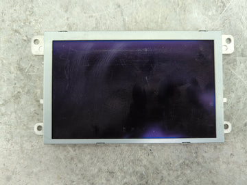 2013-2015 Audi Q7 Information Display Screen - Oemusedautoparts1.com