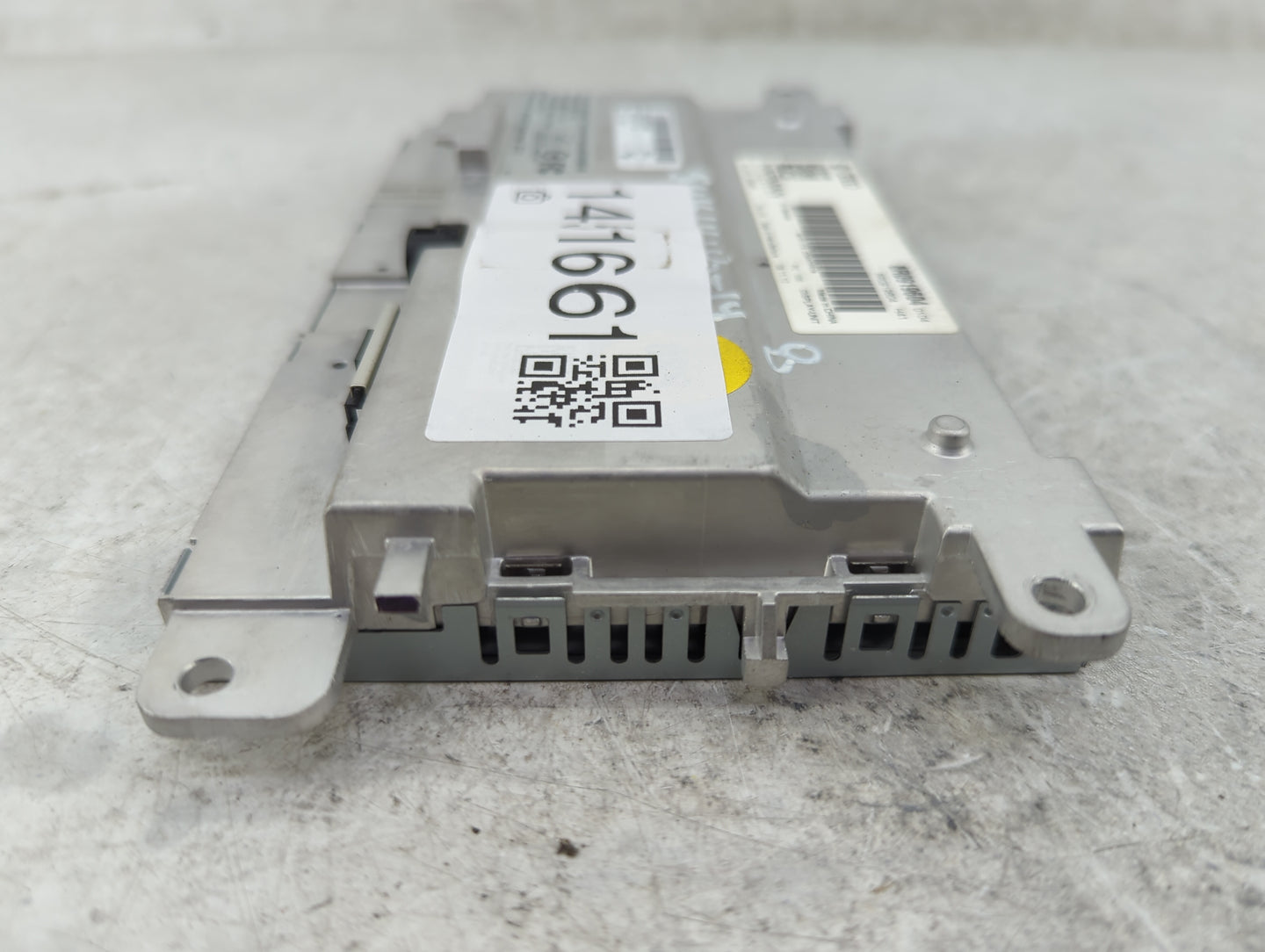 2013-2015 Audi Q7 Information Display Screen - Oemusedautoparts1.com