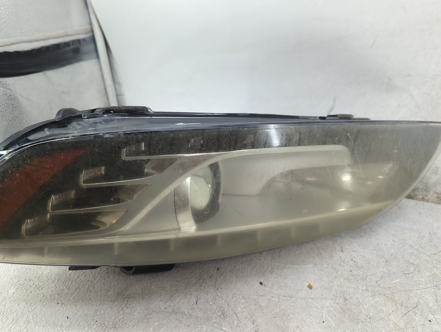 2010-2015 Audi Q7 Driver Left Oem Head Light Headlight Lamp - Oemusedautoparts1.com