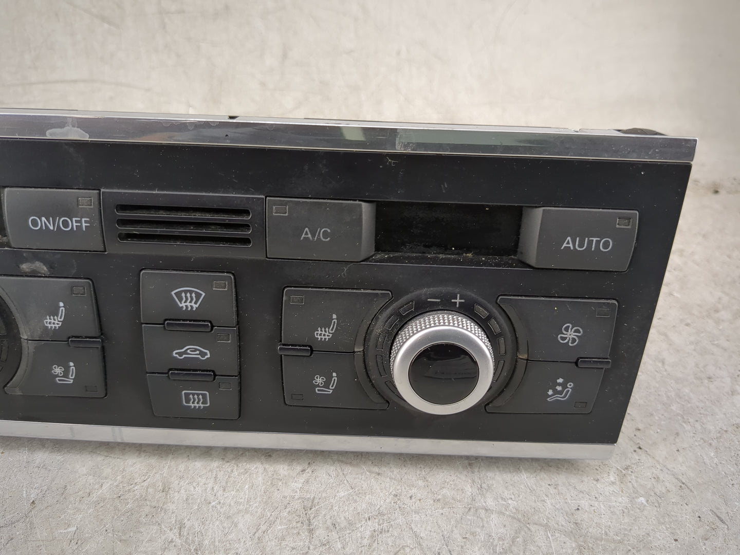 2013-2015 Audi Q7 Climate Control Module Temperature AC/Heater Replacement P/N:4L0 820 043 AQ Fits Fits 2013 2014 2015 OEM U