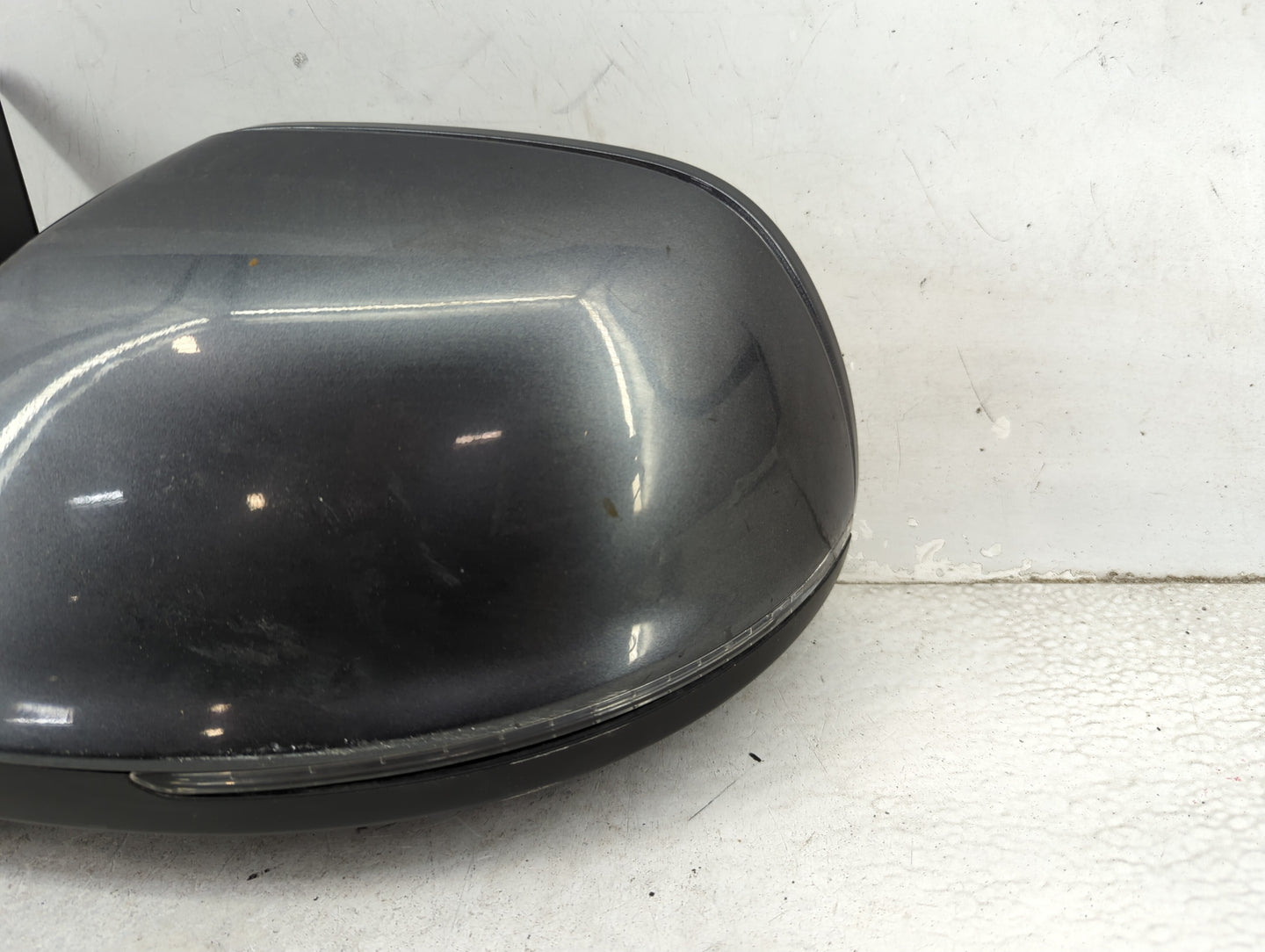 2013-2015 Audi Q7 Driver Side View Mirror - Left Door Mirror OEM Used - Oemusedautoparts1.com