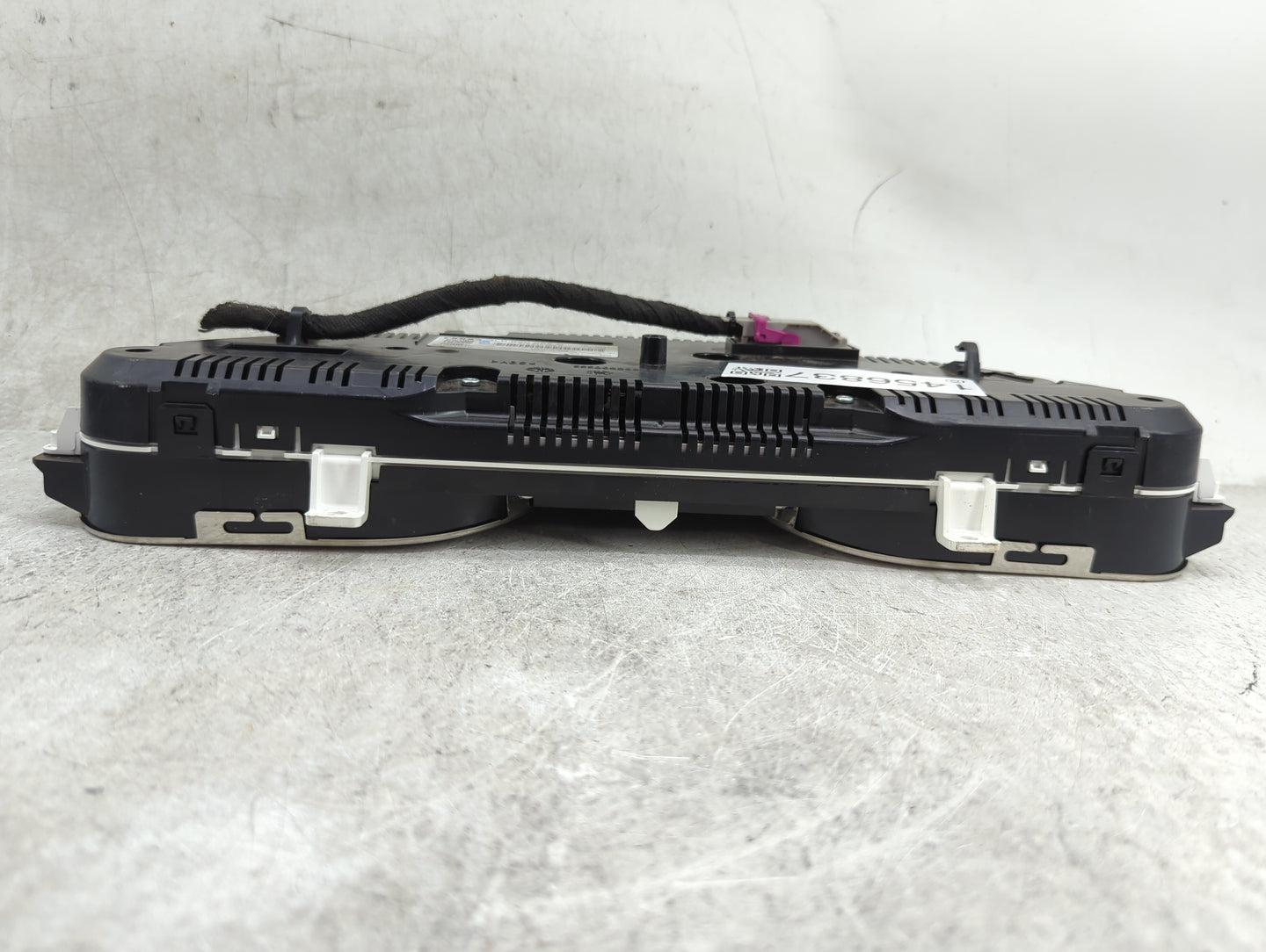 2013-2015 Audi Q7 Instrument Cluster Speedometer Gauges P/N:4L0920985S 503.002.472.102 Miles: Fits Fits 2013 2014 2015 OEM U