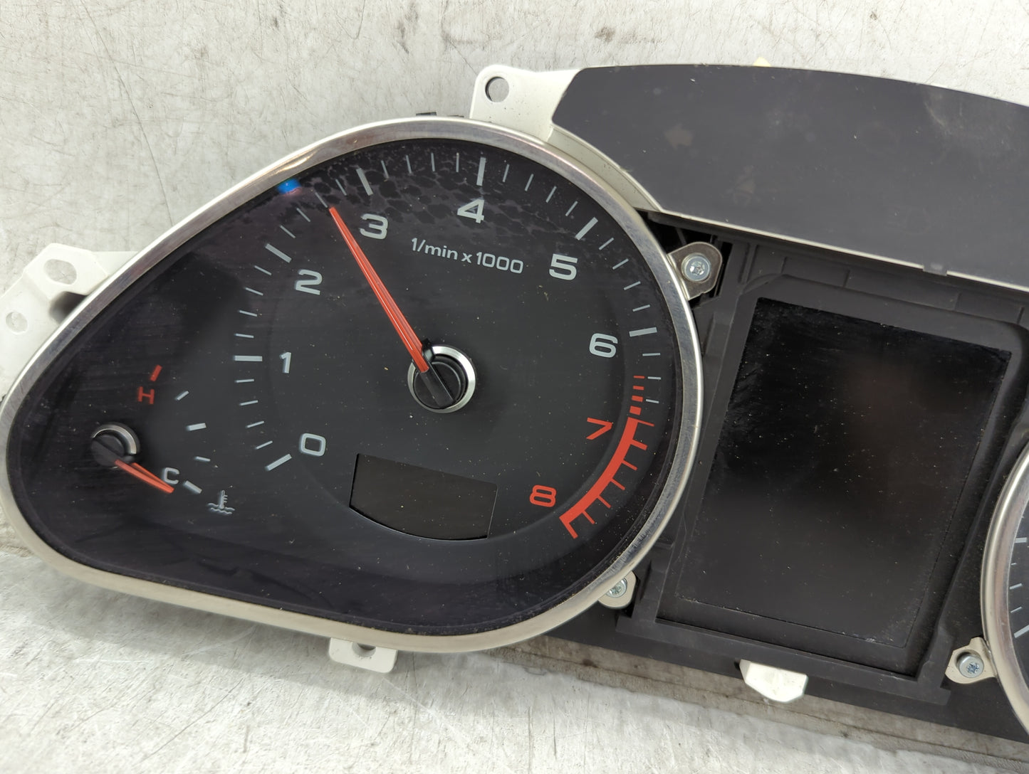 2013-2015 Audi Q7 Instrument Cluster Speedometer Gauges P/N:4L0920985S 503.002.472.102 Miles: Fits Fits 2013 2014 2015 OEM U