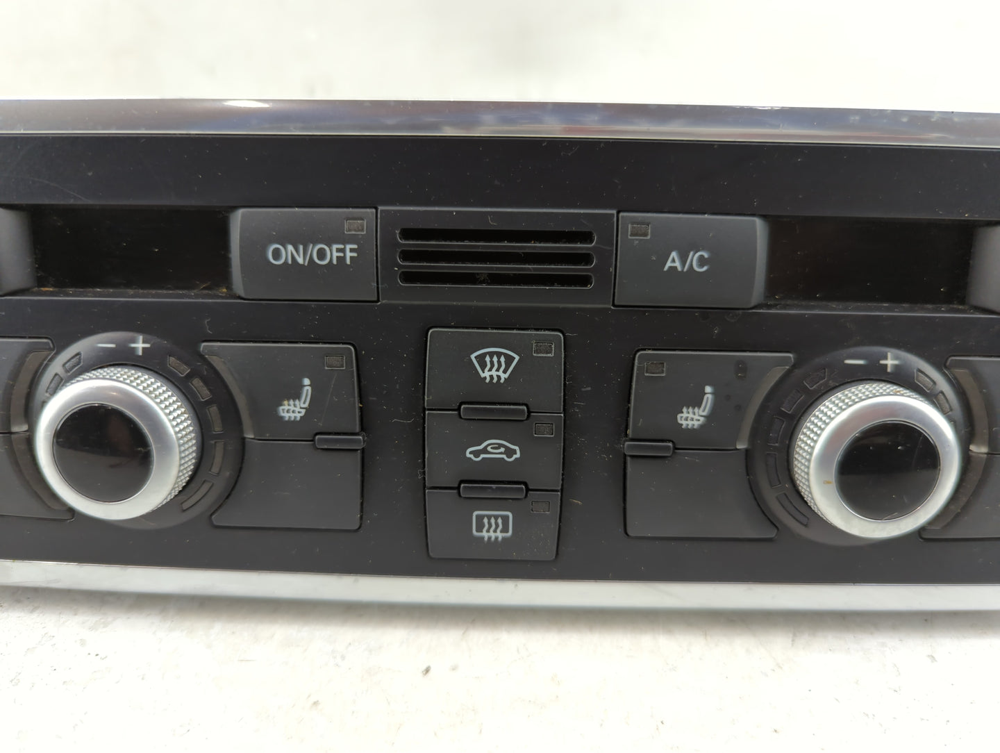 2013-2015 Audi Q7 Climate Control Module Temperature AC/Heater Replacement P/N:4L0 820 043 AP Fits Fits 2013 2014 2015 OEM U