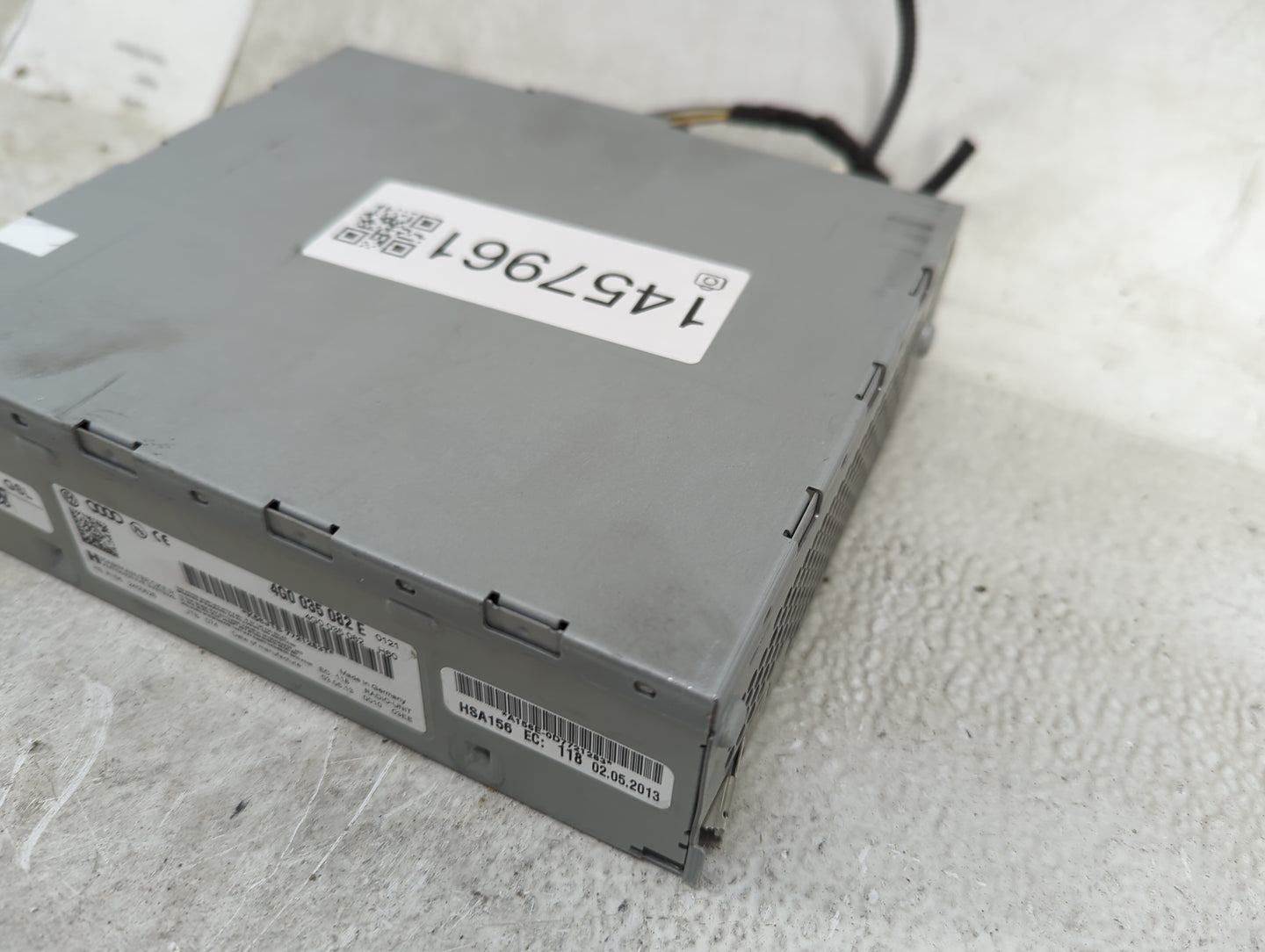 2013 Audi Q7 Radio AM FM Cd Player Receiver Replacement P/N:4G0035082E 4G0035082 Fits OEM Used Auto Parts - Oemusedautoparts