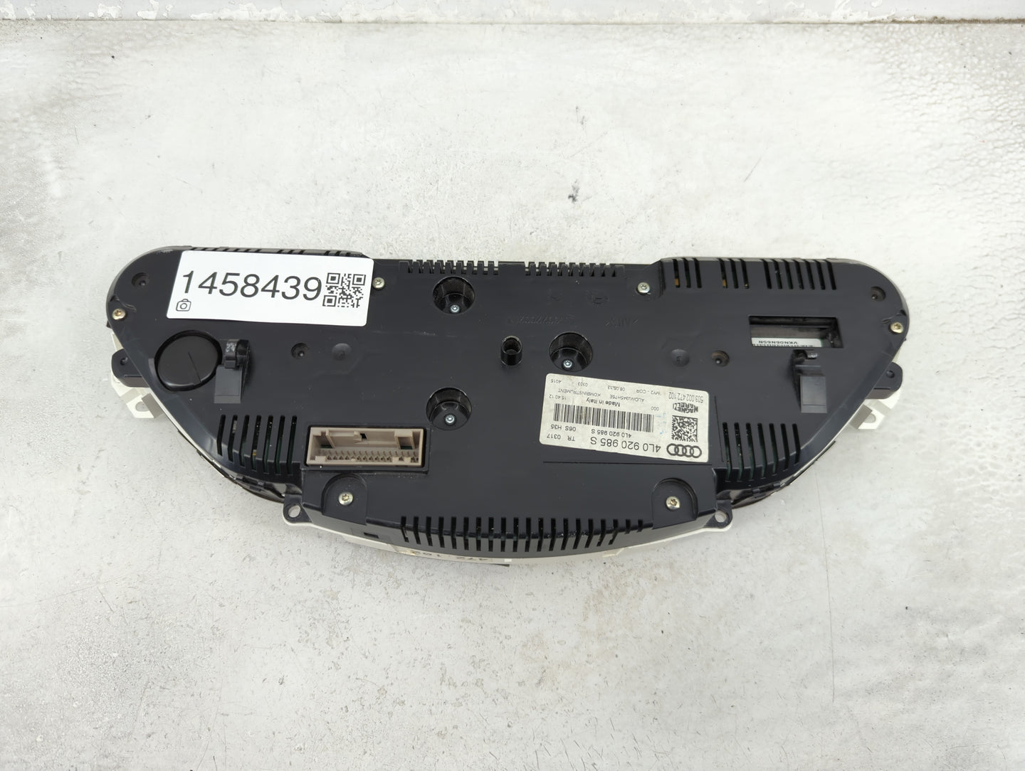 2013-2015 Audi Q7 Instrument Cluster Speedometer Gauges P/N:4L0920985S 503.002.472.102 Miles: Fits Fits 2013 2014 2015 OEM U