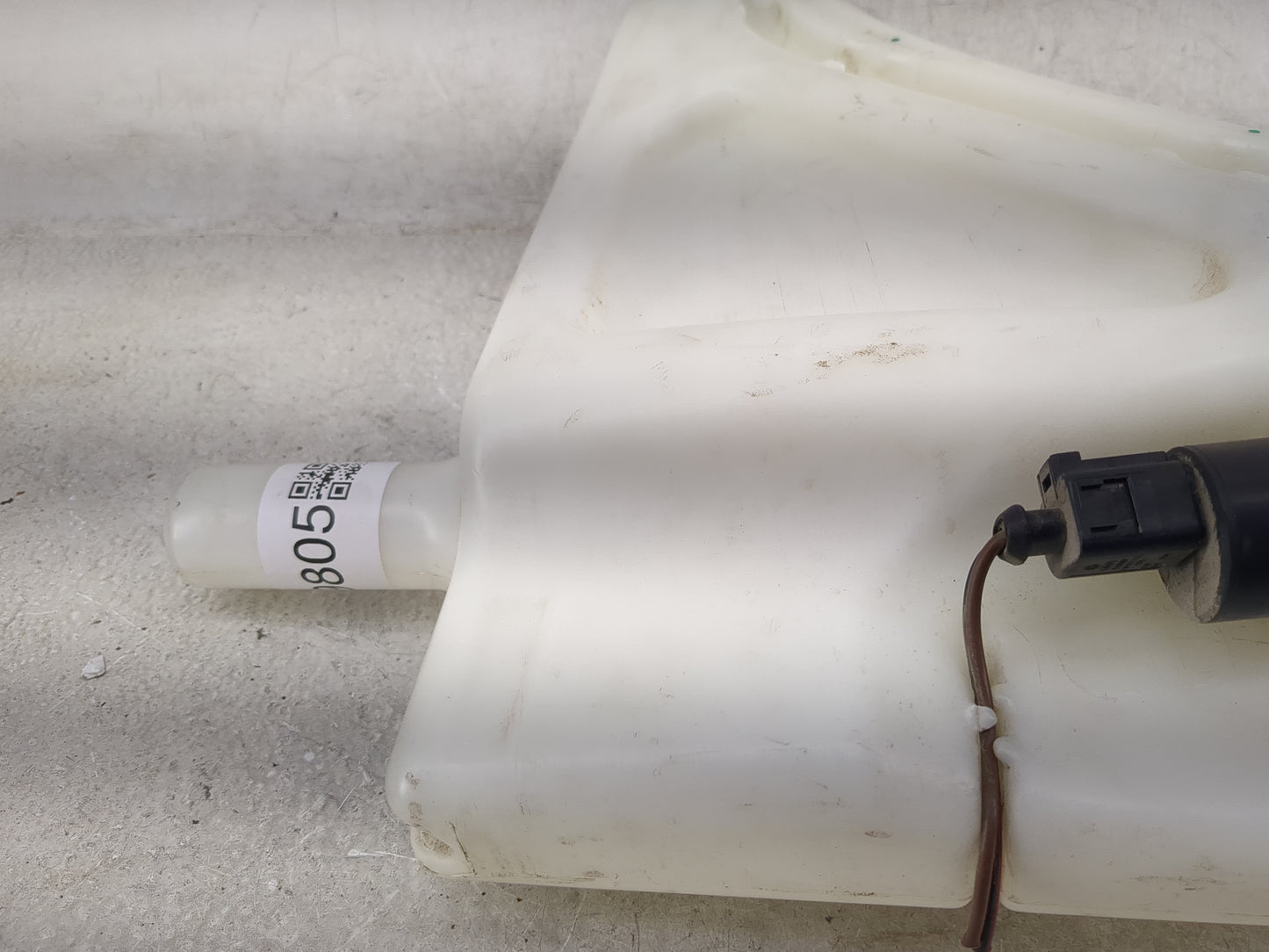 2010-2015 Audi Q7 Windshield Washer Fluid Reservoir Bottle Oem - Oemusedautoparts1.com
