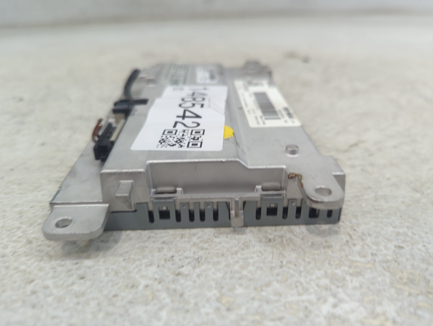 2013-2015 Audi Q7 Information Display Screen 1468542 - Oemusedautoparts1.com