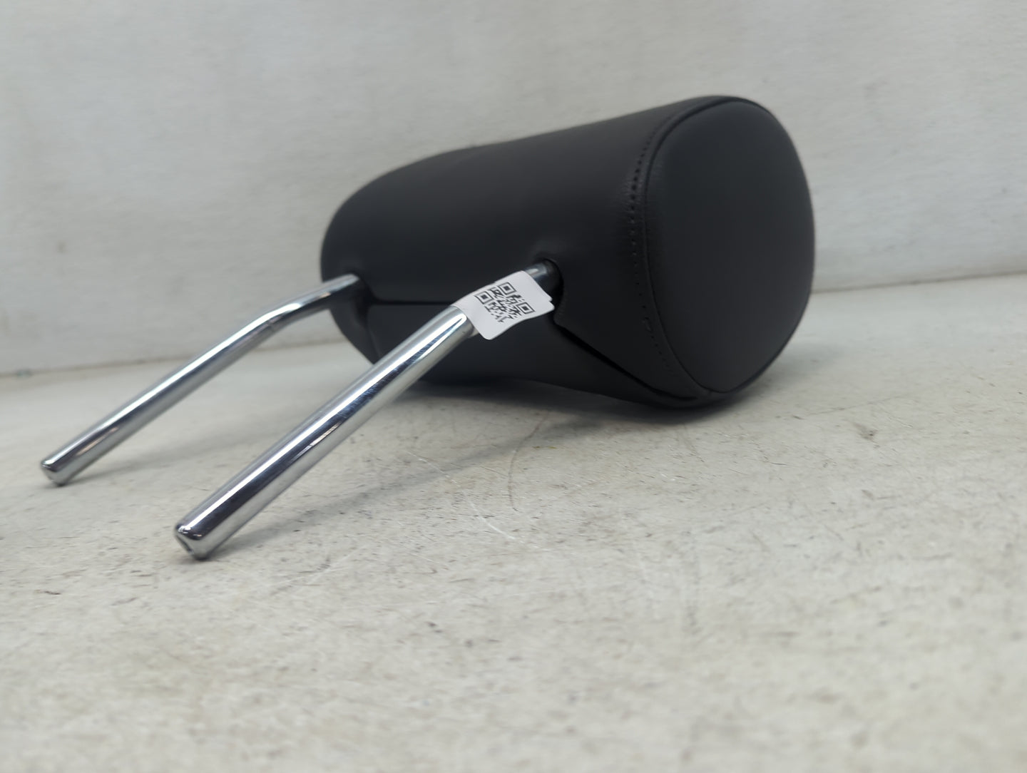 2013 Audi Q7 Headrest Head Rest Front Driver Seat Black - Oemusedautoparts1.com