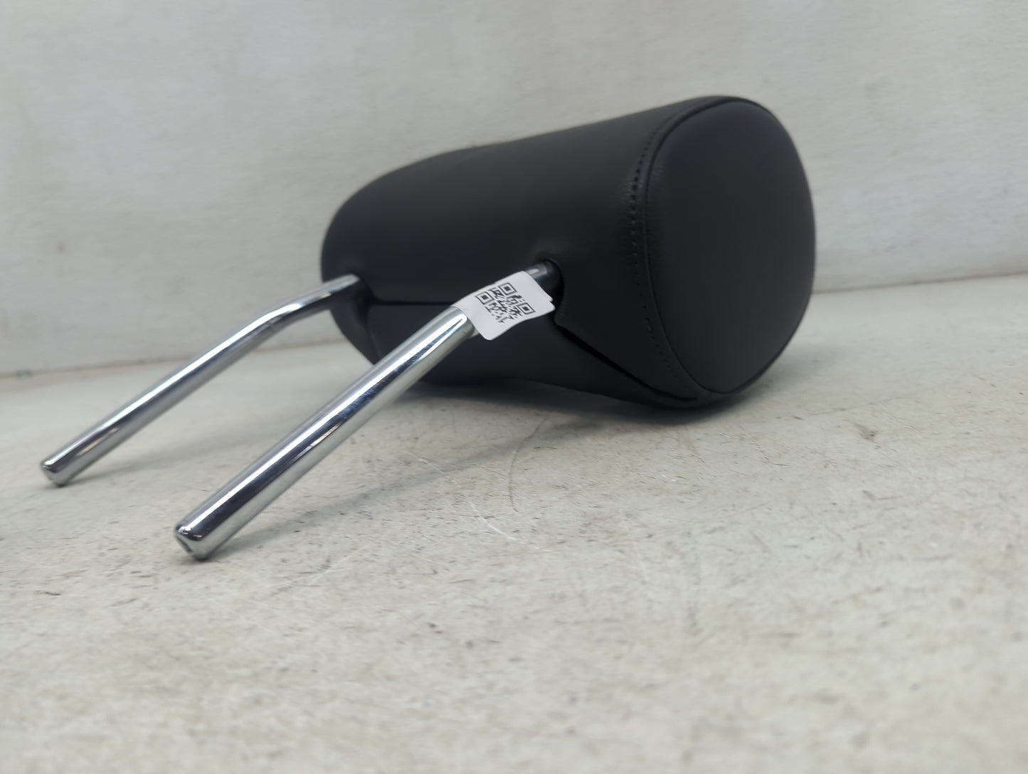 2013 Audi Q7 Headrest Head Rest Front Driver Seat Black - Oemusedautoparts1.com