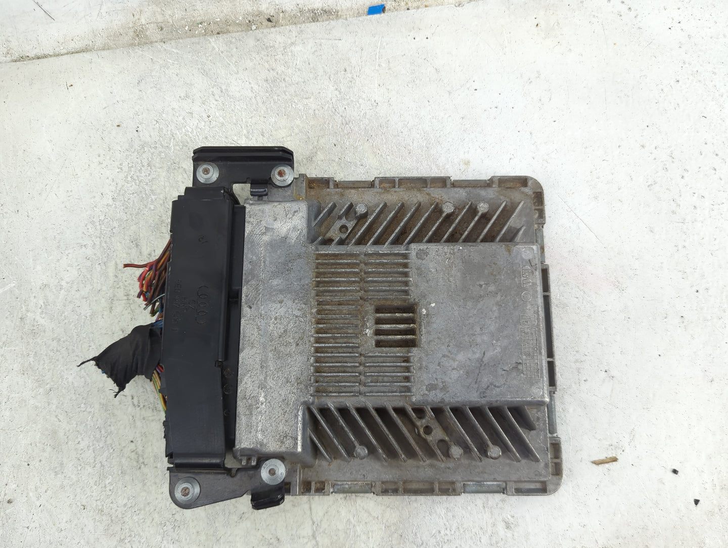 2013-2015 Audi Q7 PCM Engine Control Computer ECU ECM PCU OEM P/N:4L0910551Q 4L0907551A, 5WP4679706 Fits Fits 2013 2014 2015
