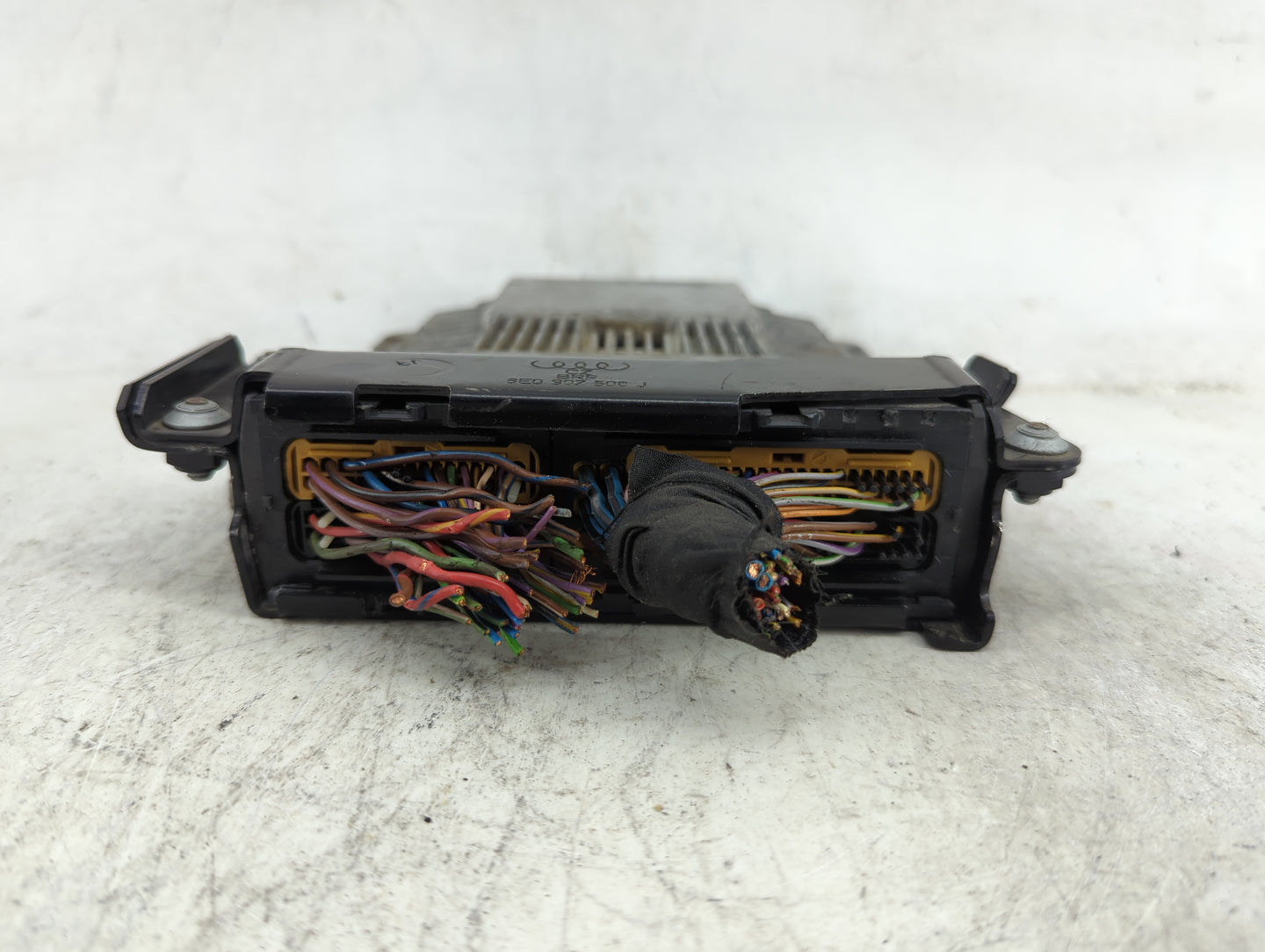 2013-2015 Audi Q7 PCM Engine Control Computer ECU ECM PCU OEM P/N:4L0910551Q 4L0907551A, 5WP4679706 Fits Fits 2013 2014 2015