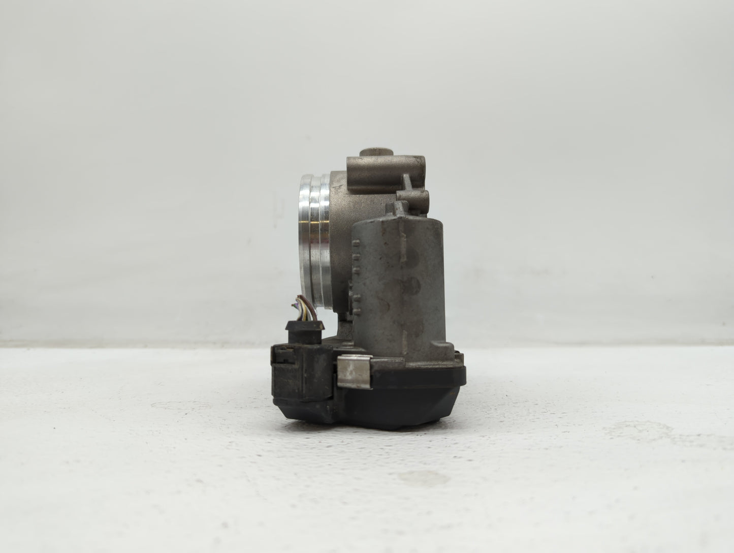 2011-2017 Audi Q7 Throttle Body P/N:4E0 145 950 G 06E 133 062 H Fits Fits 2008 2009 2010 2011 2012 2013 2014 2015 2016 2017 