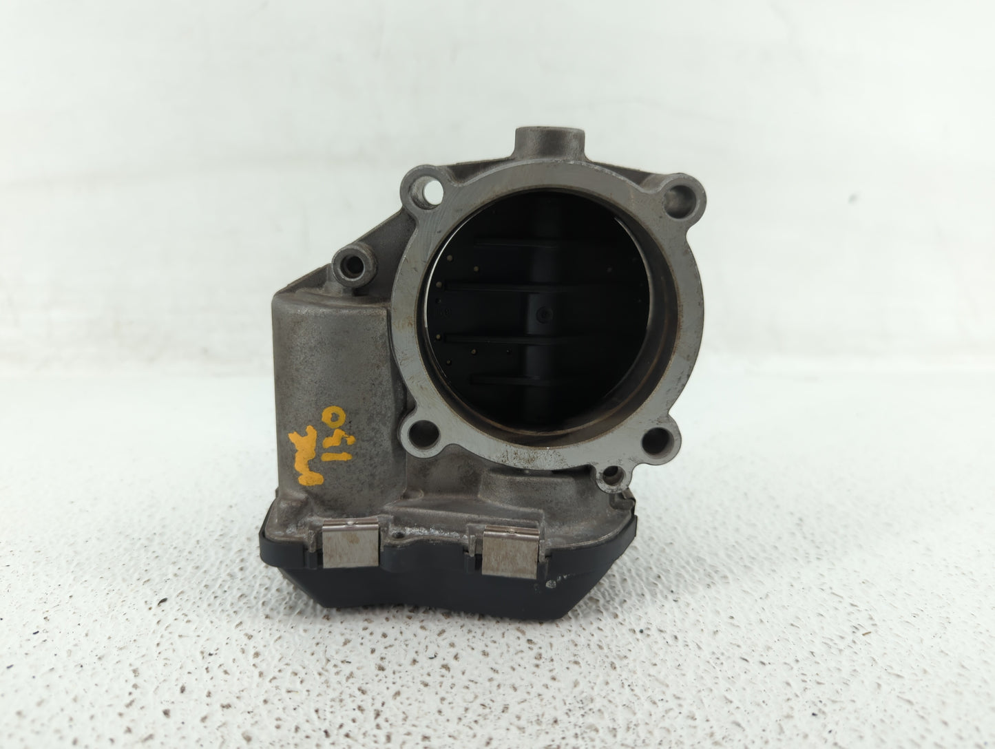 2011-2019 Audi Q7 Throttle Body P/N:06E 133 062 G Fits Fits 2008 2009 2010 2011 2012 2013 2014 2015 2016 2017 2018 2019 OEM 