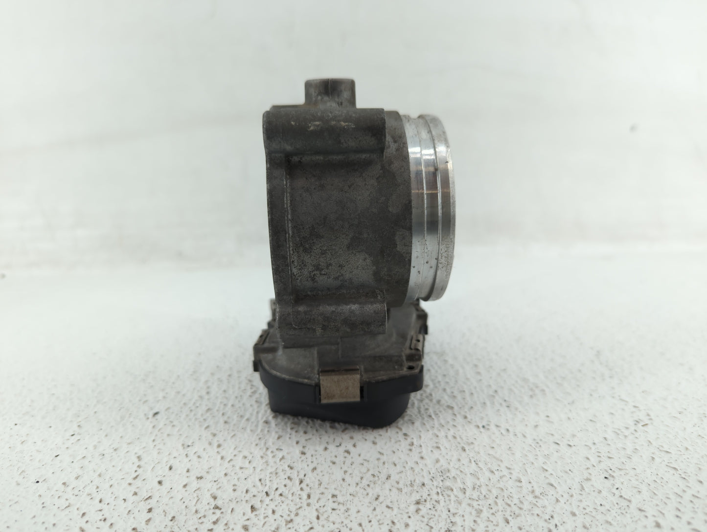 2011-2019 Audi Q7 Throttle Body P/N:06E 133 062 G Fits Fits 2008 2009 2010 2011 2012 2013 2014 2015 2016 2017 2018 2019 OEM 