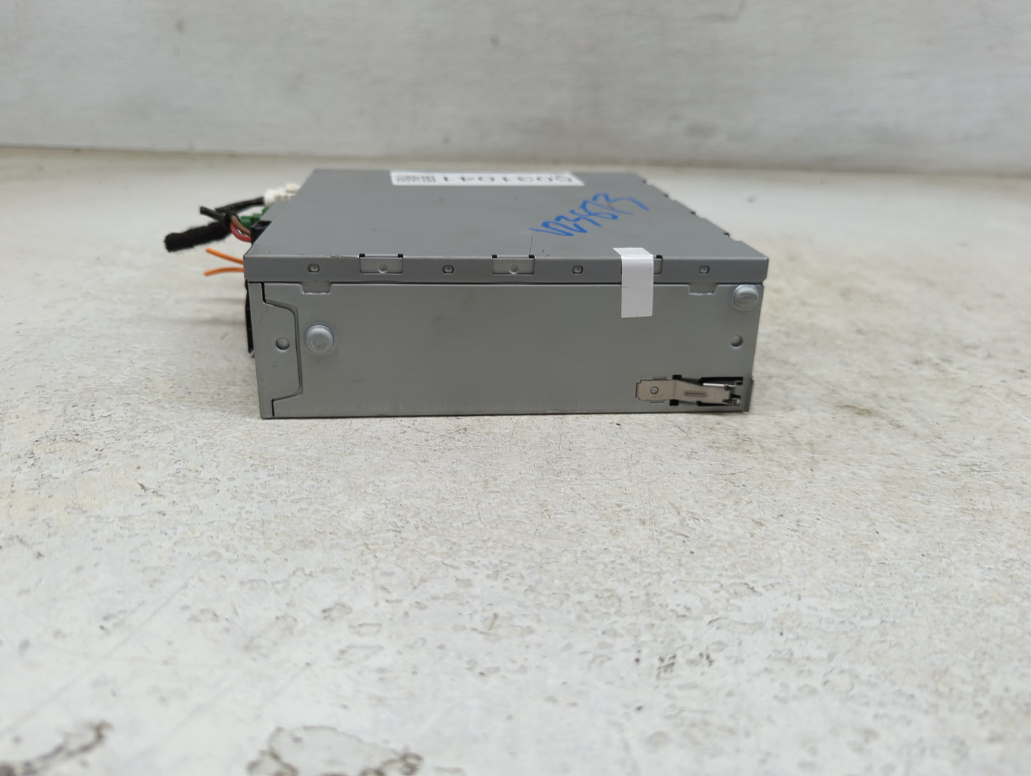 2013 Audi Q7 Radio AM FM Cd Player Receiver Replacement P/N:4G0035082D 4G0035082 Fits OEM Used Auto Parts - Oemusedautoparts