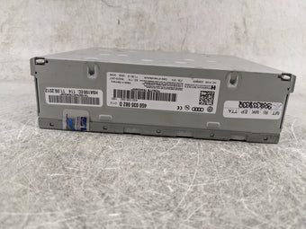 compare product 2013 Audi Q7 Radio AM FM Cd Player Receiver Replacement P/N:4G0035082D 4G0035082 Fits OEM Used Auto Parts