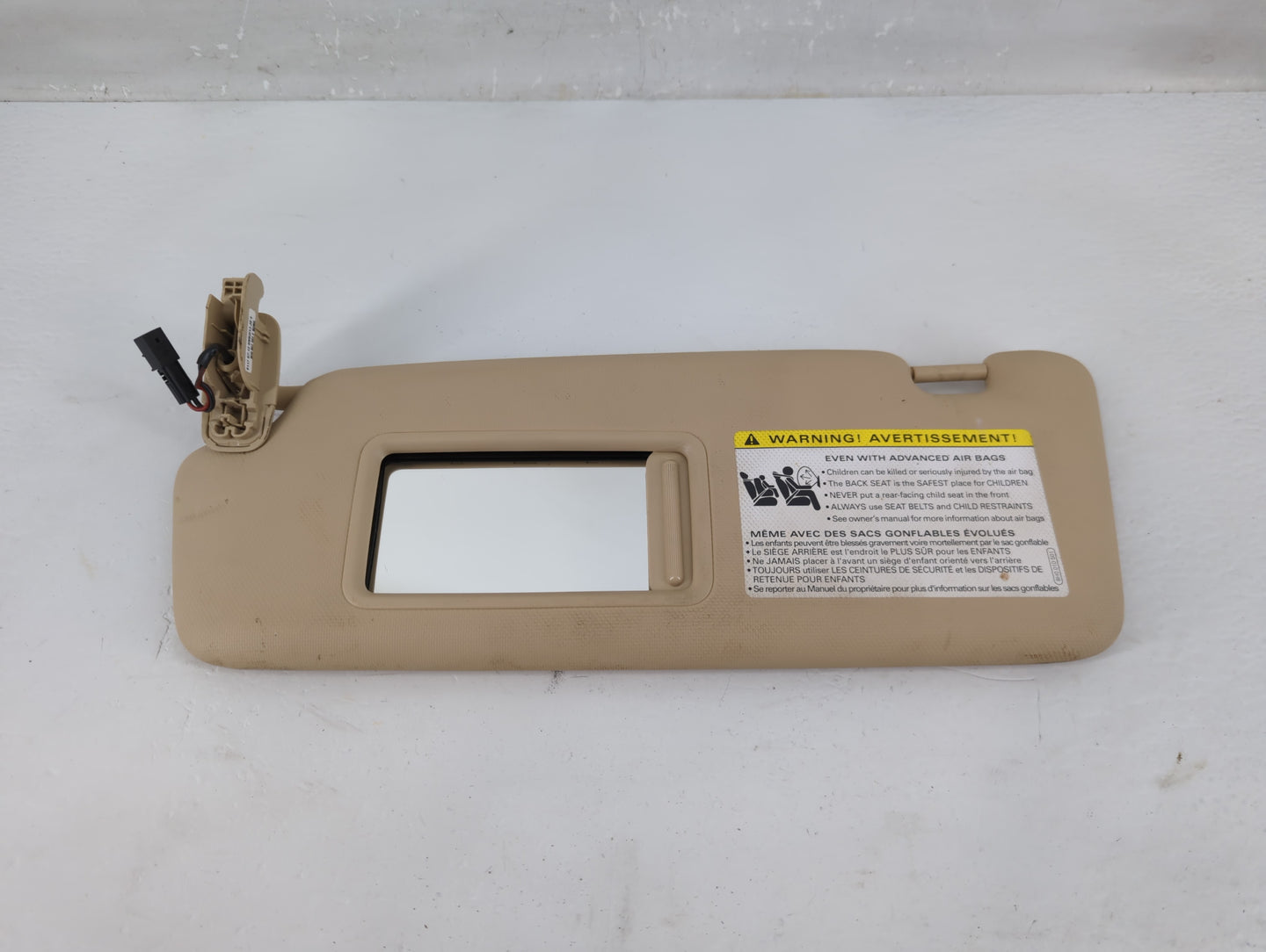 2013 Audi Quattro Sun Visor Shade Replacement Passenger Right Mirror Fits Fits 2014 2015 2016 2017 OEM Used Auto Parts - Oem