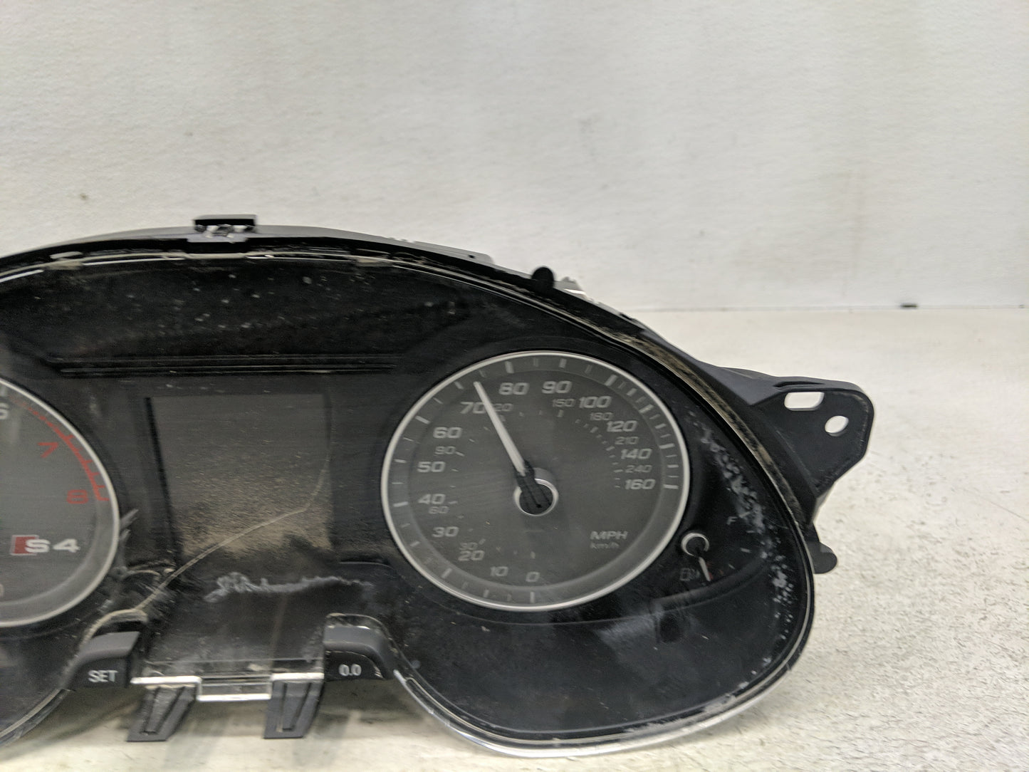 2013-2016 Audi S4 Instrument Cluster Speedometer Gauges P/N:8K0920981F Fits Fits 2013 2014 2015 2016 OEM Used Auto Parts - O