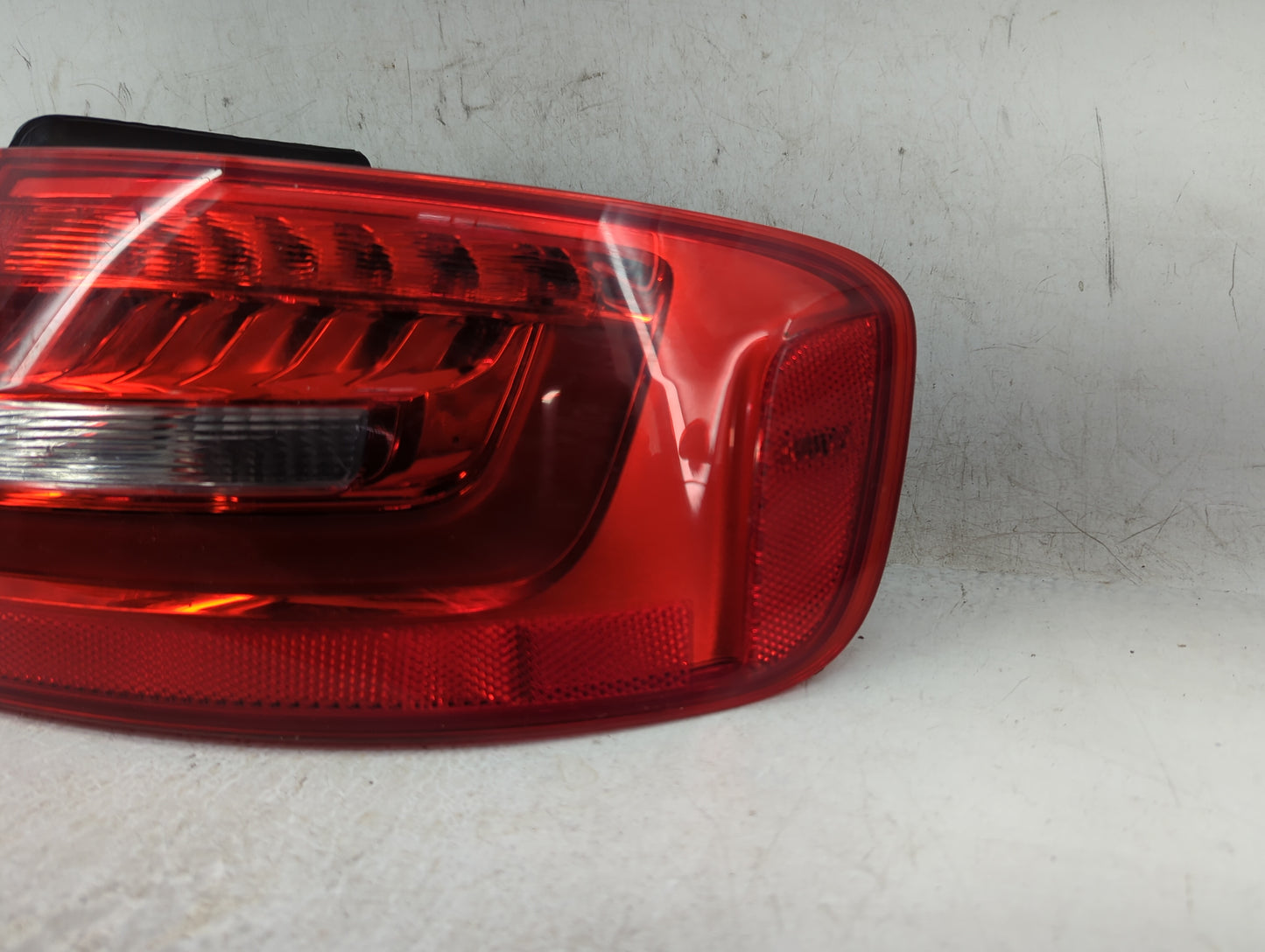 2013-2016 Audi S4 Tail Light Assembly Passenger Right OEM P/N:8K5945096 Fits Fits 2013 2014 2015 2016 OEM Used Auto Parts - 