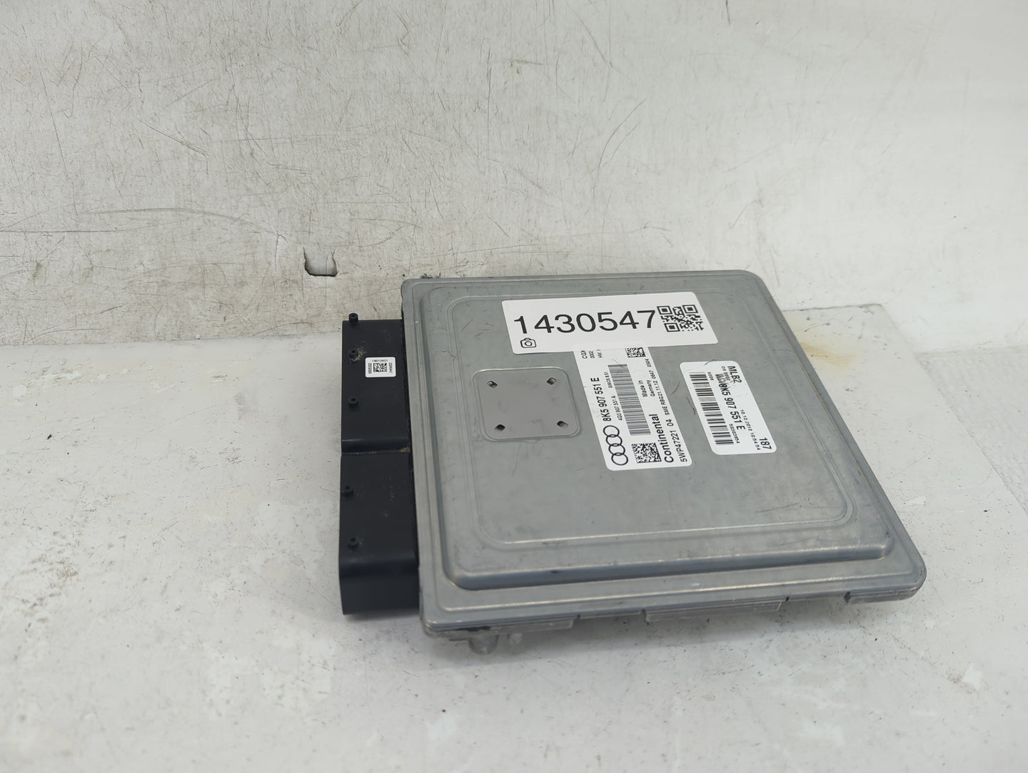 2013-2016 Audi S4 PCM Engine Control Computer ECU ECM PCU OEM P/N:8K5 907 551 E Fits Fits 2013 2014 2015 2016 OEM Used Auto 