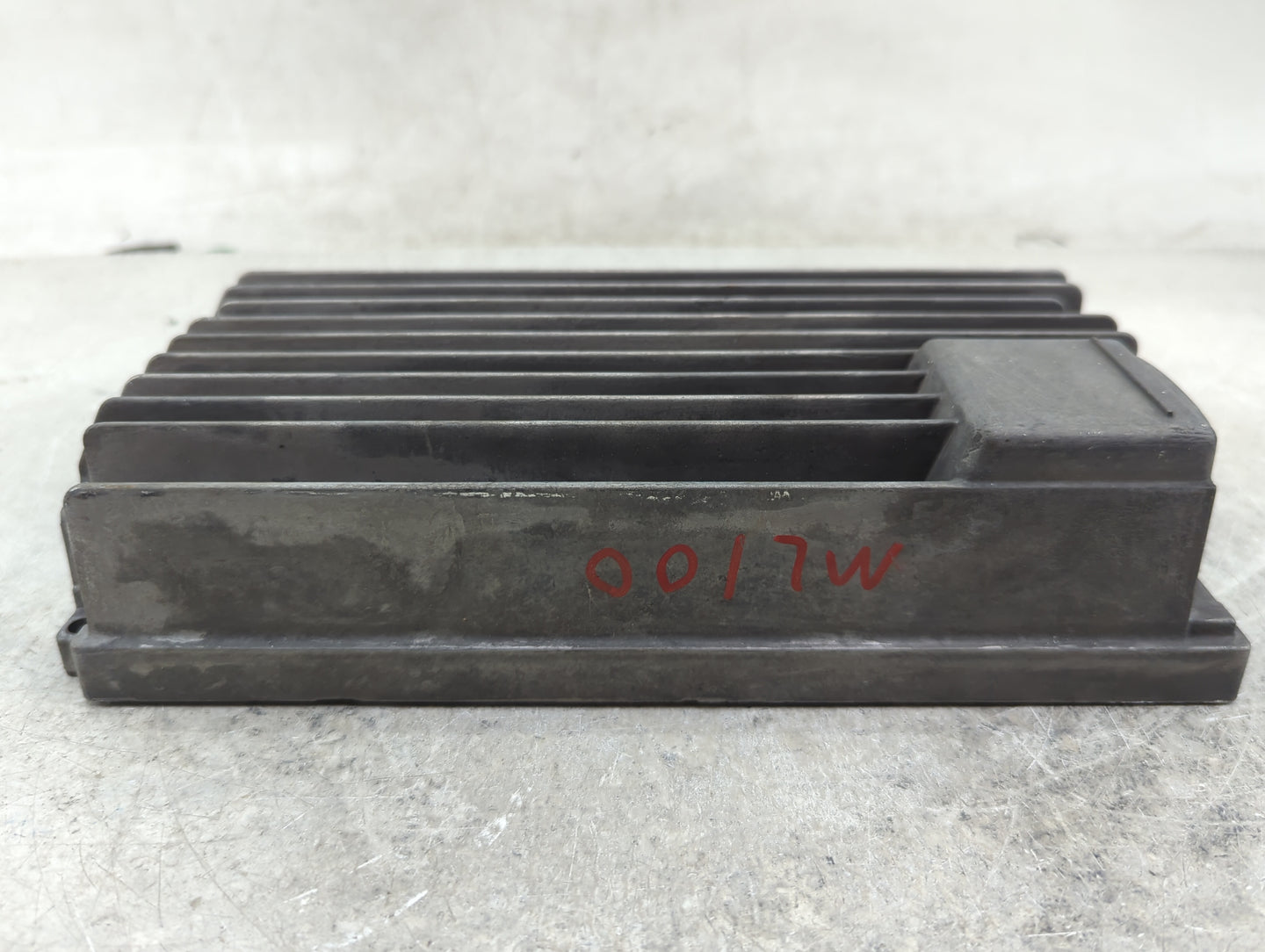 2013-2016 Audi S4 Radio Speaker Amplifier 8t1035223a|8t1 035 223 A - Oemusedautoparts1.com