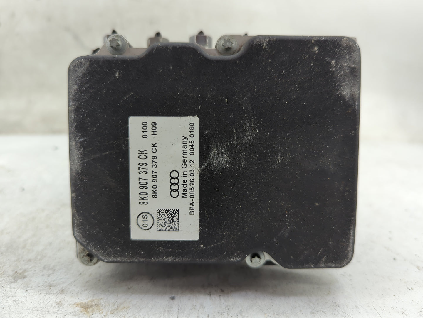 2013 Audi S4 ABS Pump Control Module Replacement P/N:8K0 907 379 CK Fits OEM Used Auto Parts - Oemusedautoparts1.com