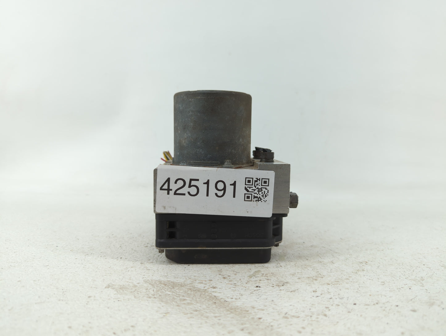 2013 Audi S4 ABS Pump Control Module Replacement P/N:8K0 614 517GM 8K0 907 379 CK Fits OEM Used Auto Parts - Oemusedautopart