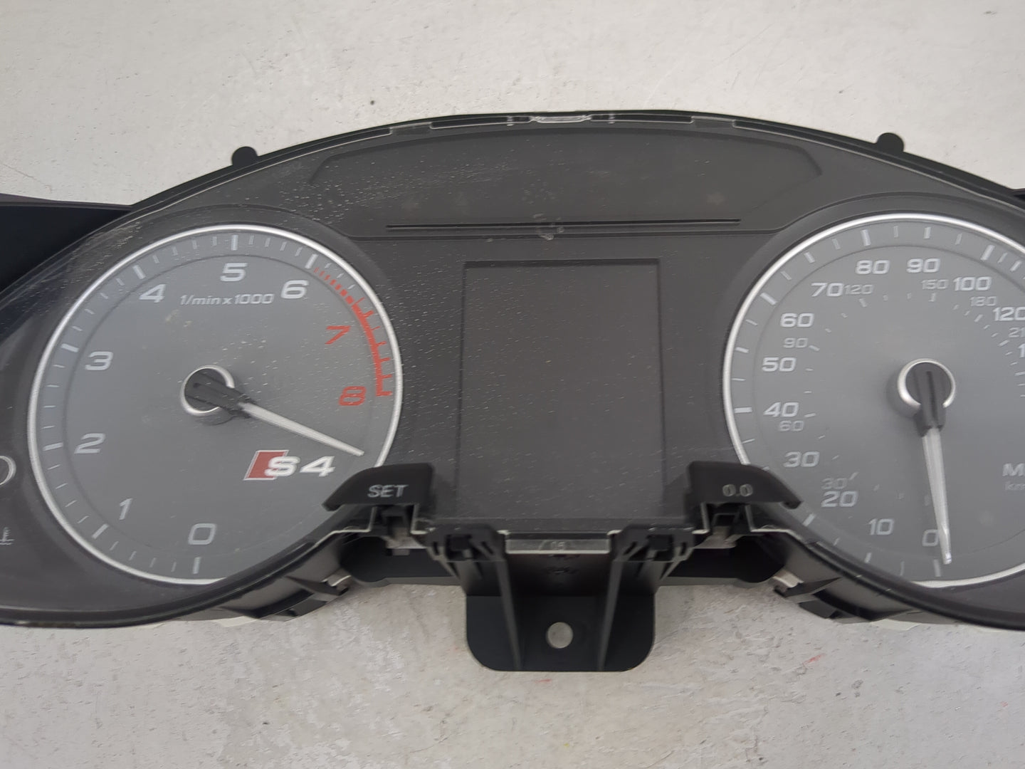 2013-2014 Audi S4 Instrument Cluster Speedometer Gauges P/N:8K0920982L 503002561802 Miles: Fits Fits 2013 2014 OEM Used Auto