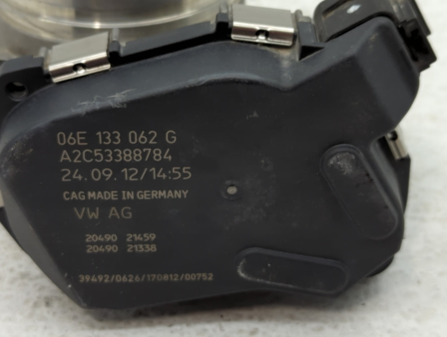 2010-2016 Audi S4 Throttle Body P/N:06E 133 062 G Fits Fits 2008 2009 2010 2011 2012 2013 2014 2015 2016 2017 2018 2019 OEM 
