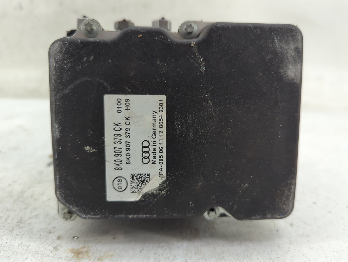 2013 Audi S5 ABS Pump Control Module Replacement P/N:8K0 907 379 CK Fits OEM Used Auto Parts - Oemusedautoparts1.com