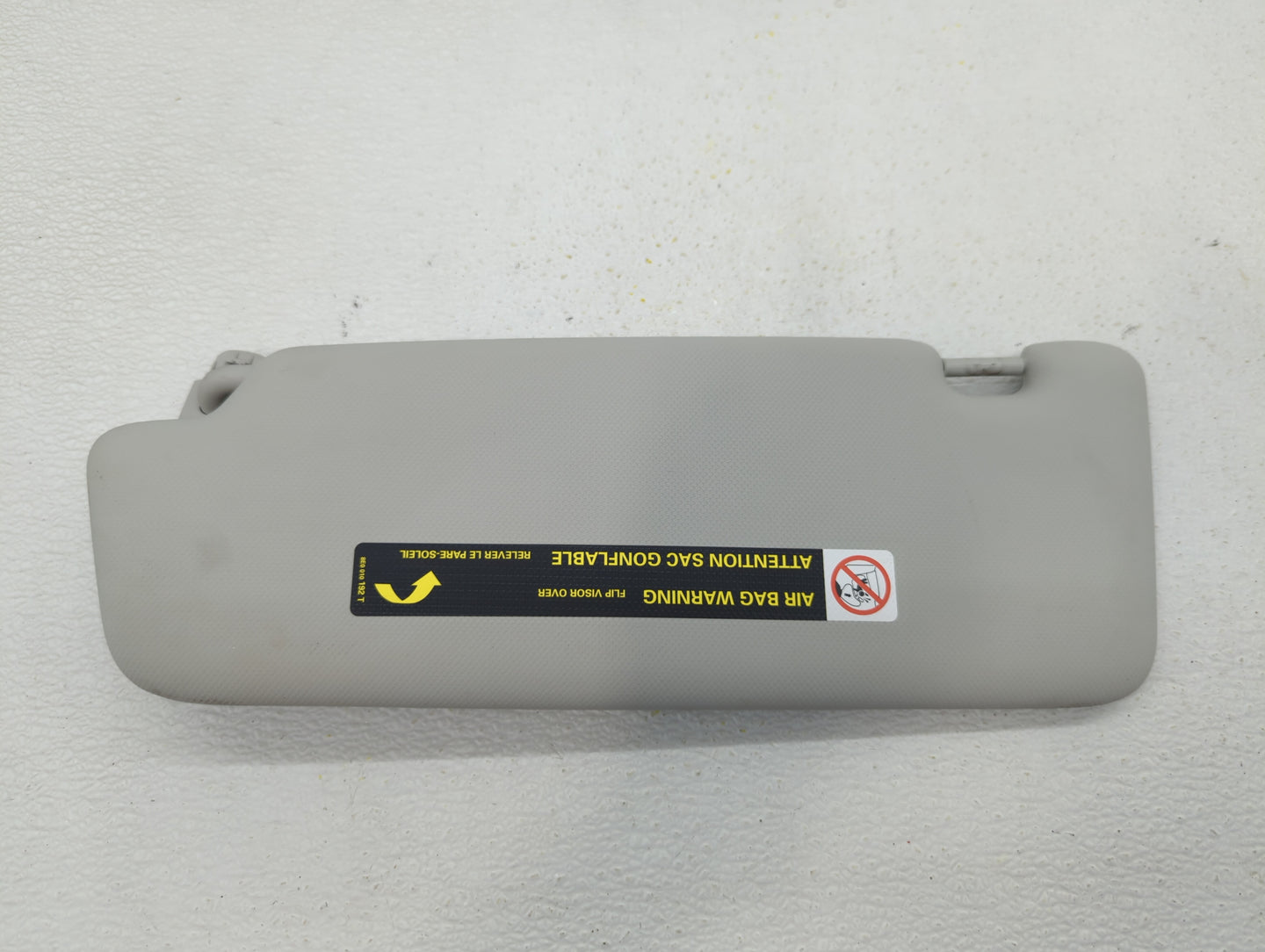 2012-2013 Audi S5 Sun Visor Shade Replacement Passenger Right Mirror Fits Fits 2012 2013 OEM Used Auto Parts - Oemusedautopa