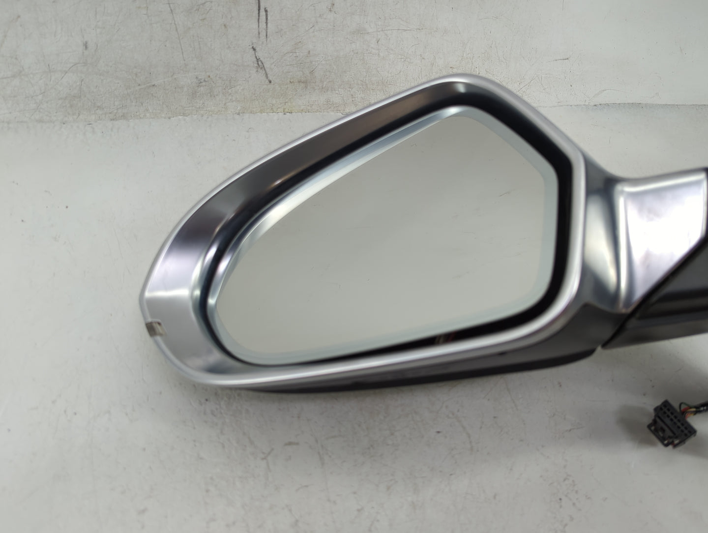 2013 Audi S6 Driver Side View Mirror - Left Door Mirror OEM Used - Oemusedautoparts1.com