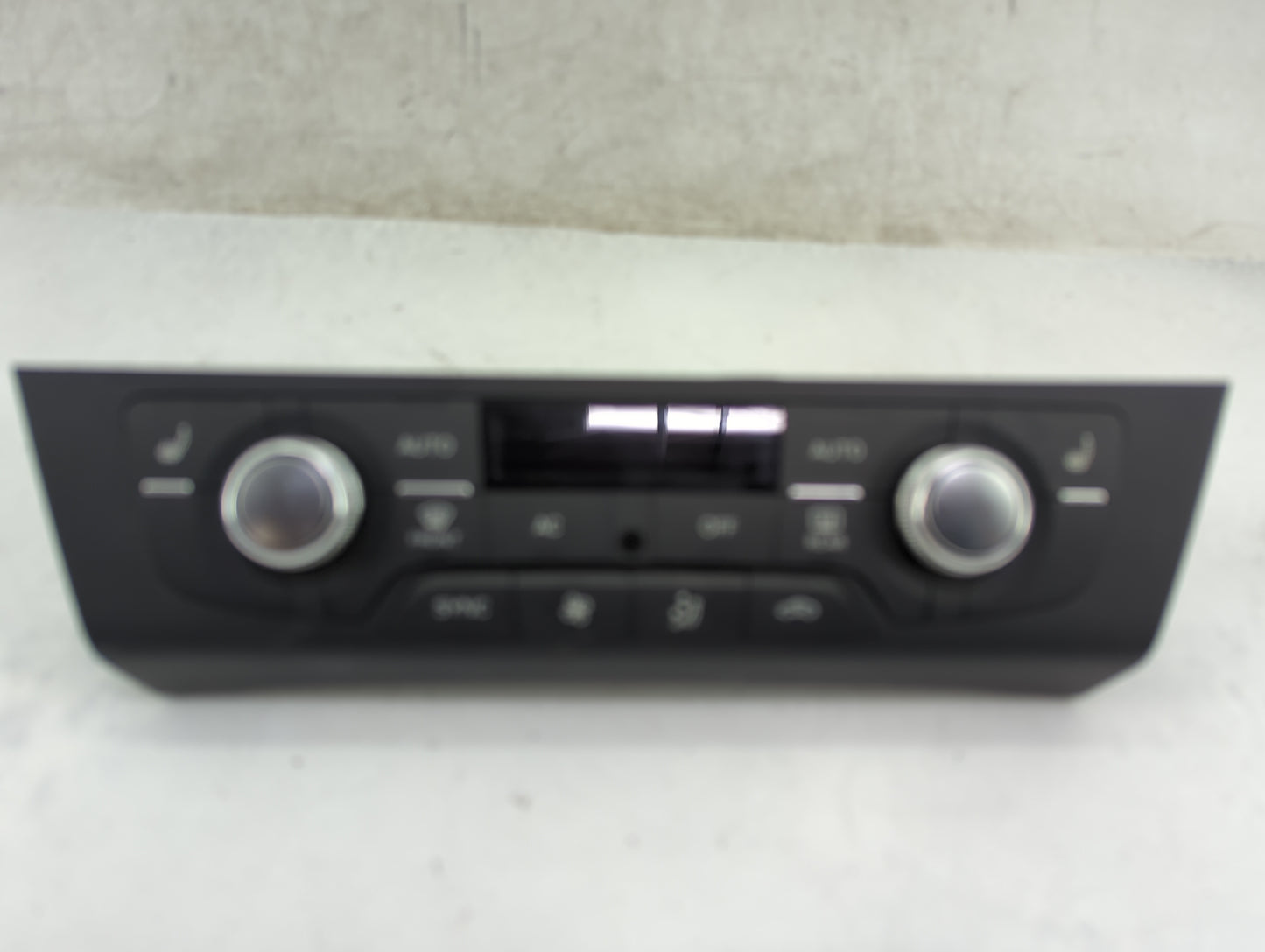 2013 Audi S7 Climate Control Module Temperature AC/Heater Replacement P/N:4G0 820 043 AE Fits OEM Used Auto Parts - Oemuseda